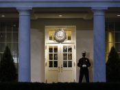 Trump verlaat Witte Huis