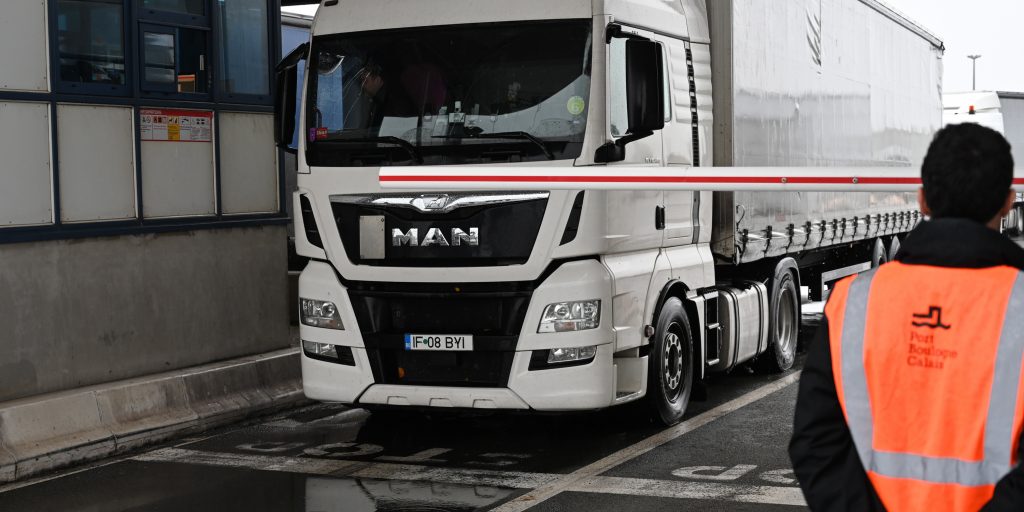 Een vracghtwagen bij Calais