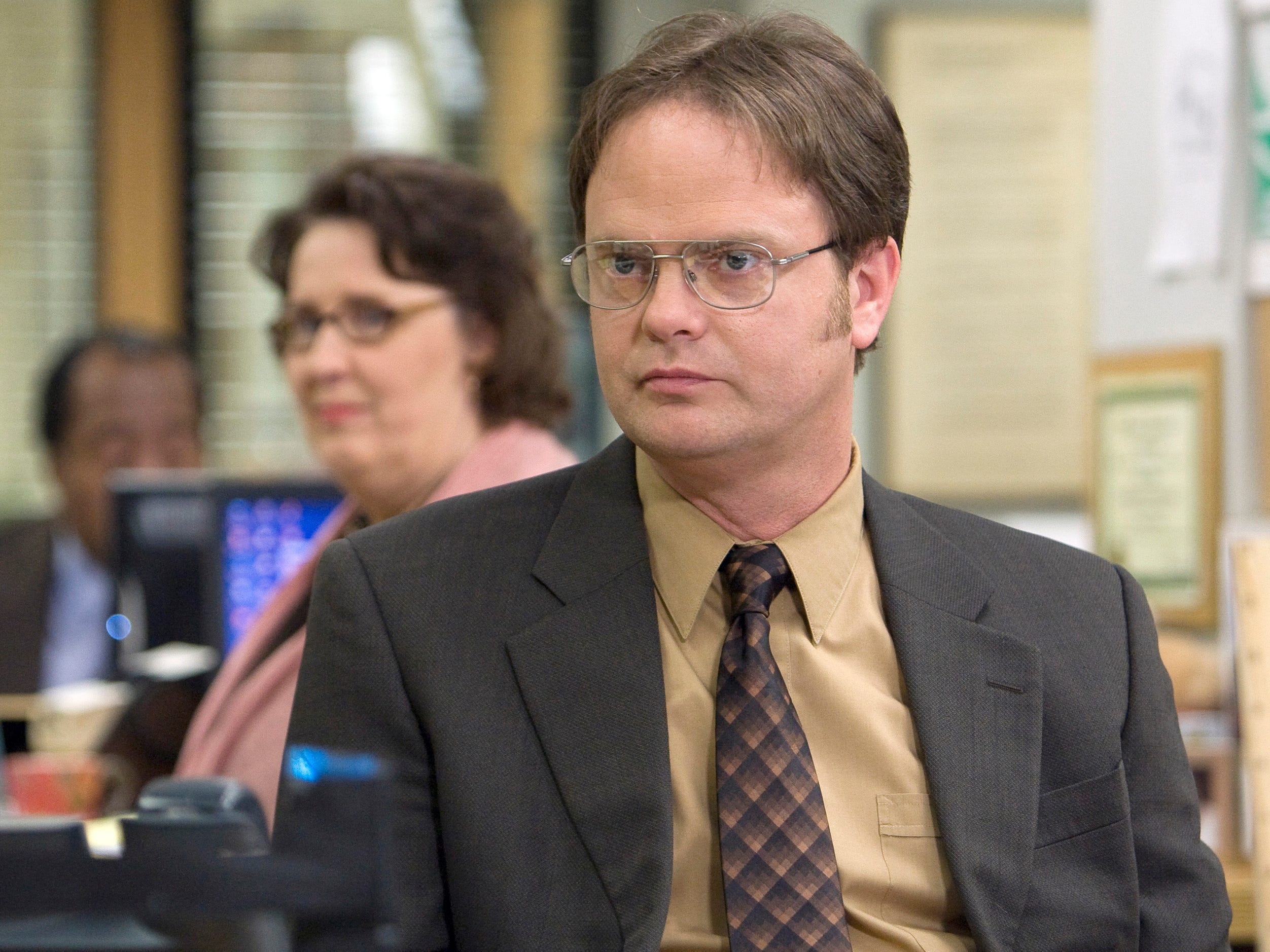 Dwight Schrute's Blonde Hair in The Office - wide 11