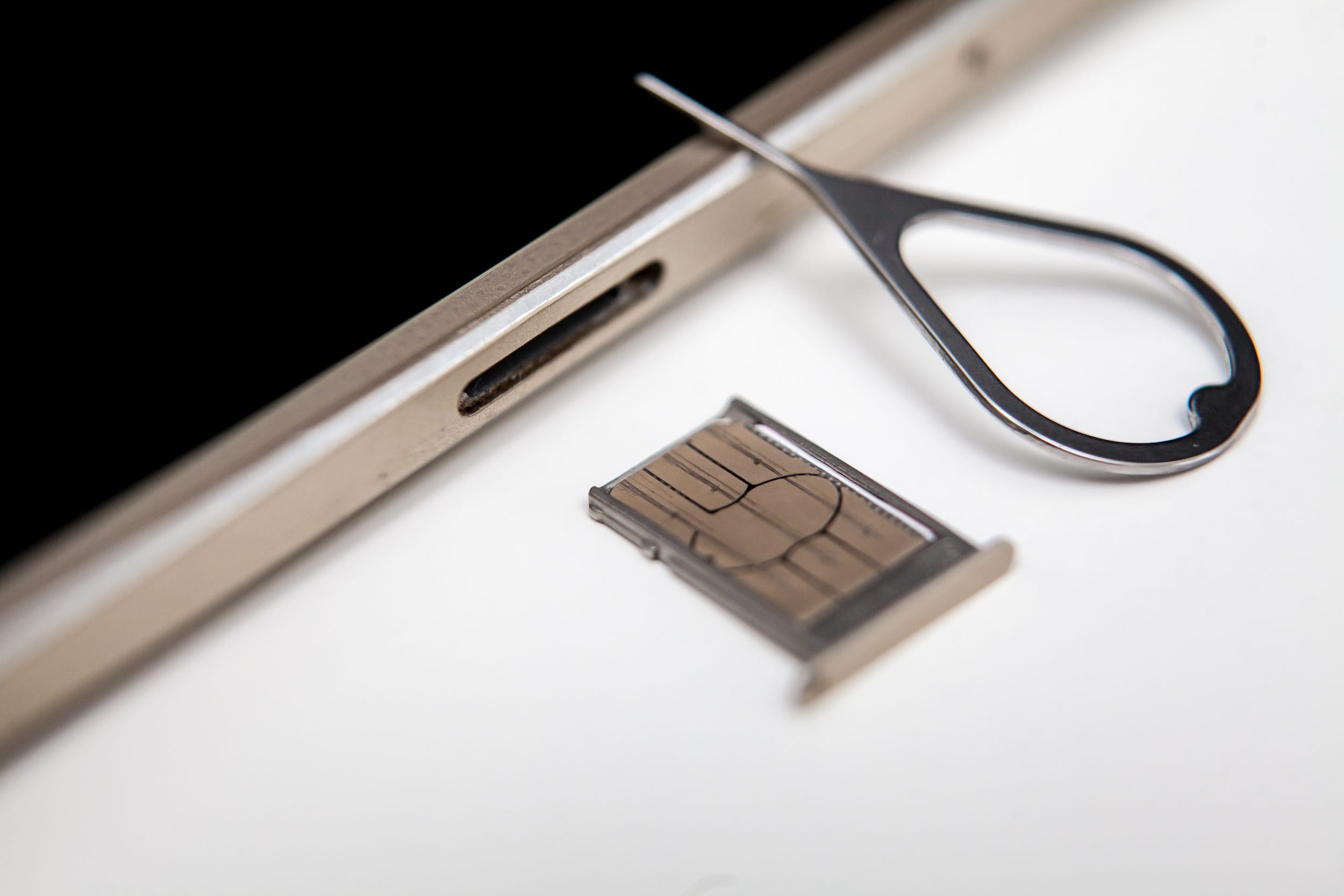 iphone sim card tray