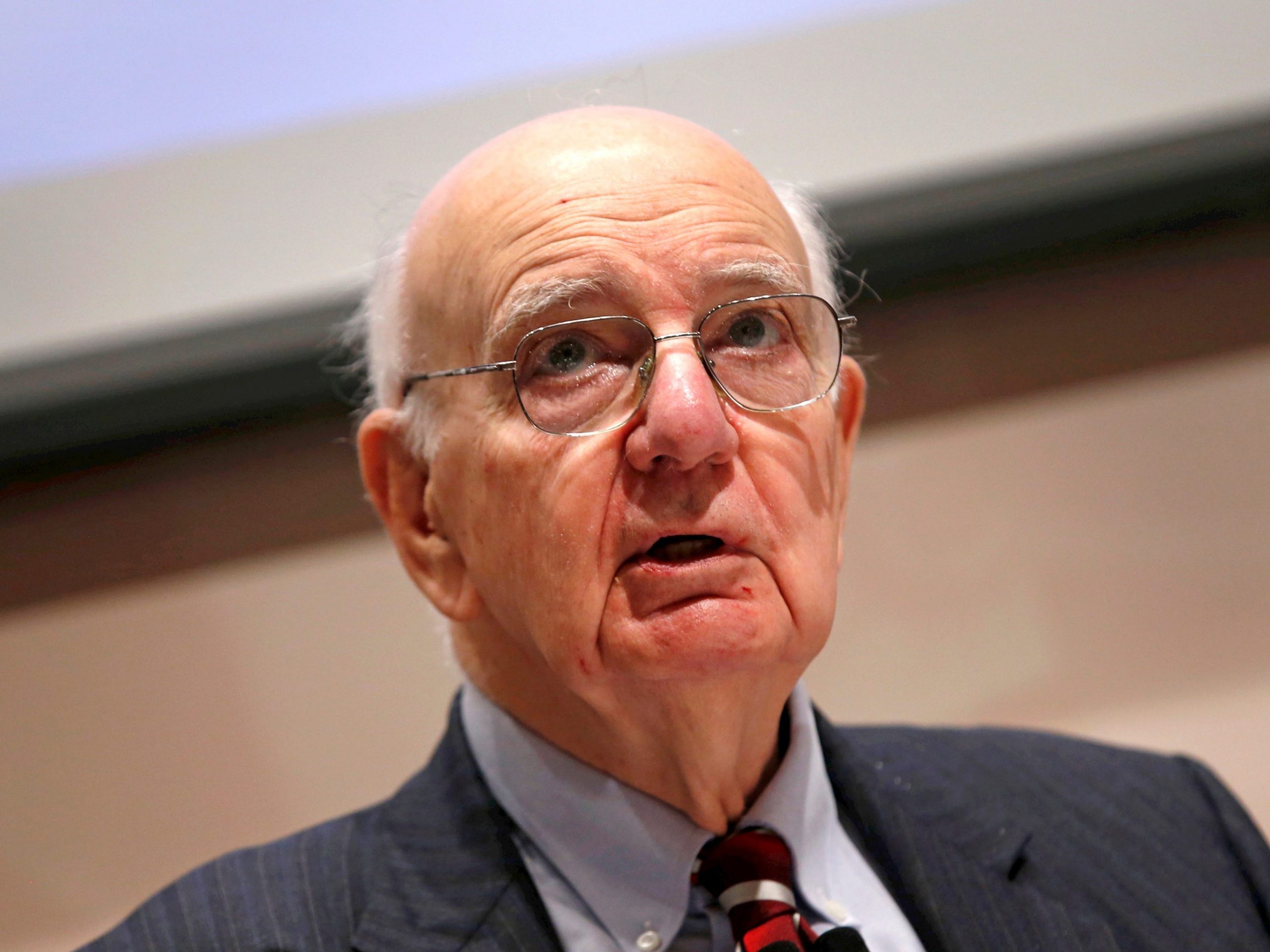 Former U.S. Federal Reserve Board Chairman Paul A. Volcker speaks at a news conference in New York, U.S. on June 8, 2015.  REUTERS/Mike Segar/File Photo