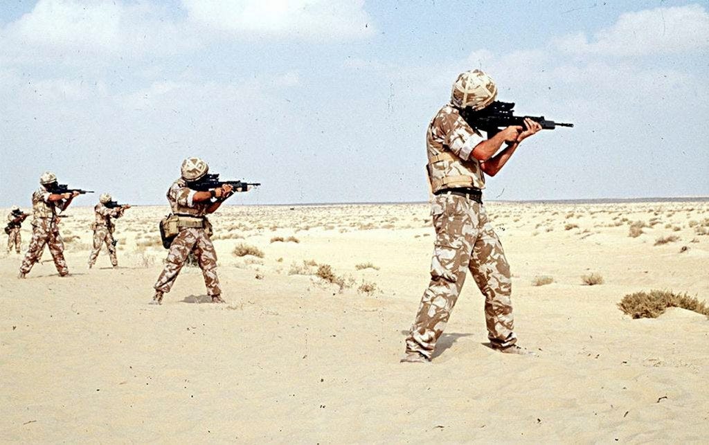 British army infantry soldiers Gulf War Desert Storm