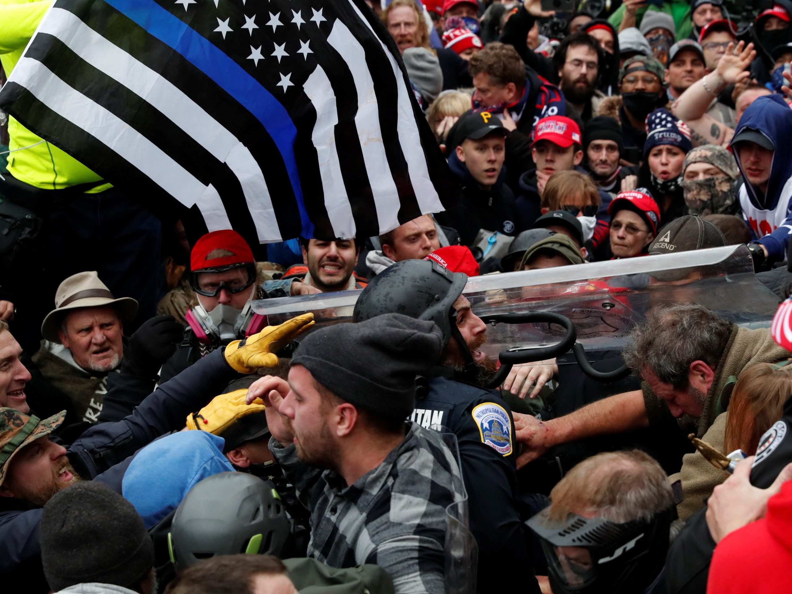 thin blue line flag capitol riots