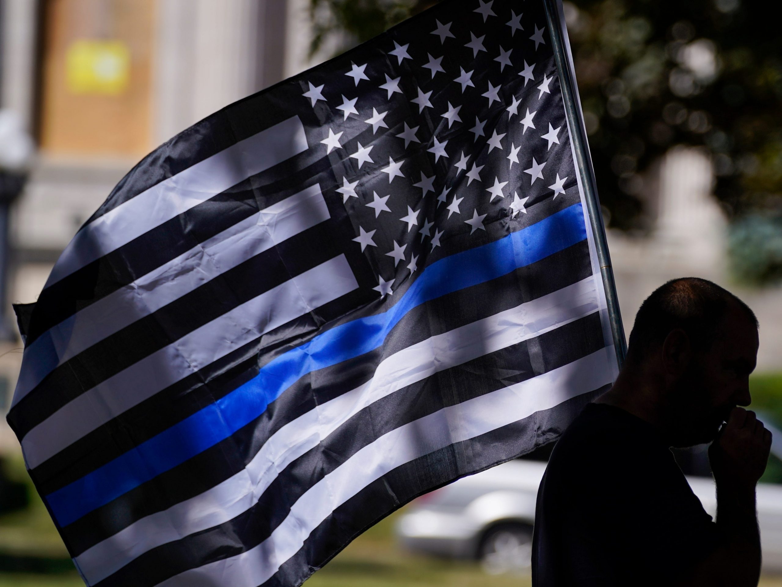 thin blue line flag