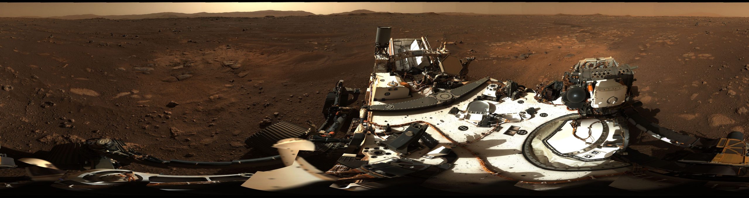 perseverance mars rover panorama high definition 360 degrees smaller size