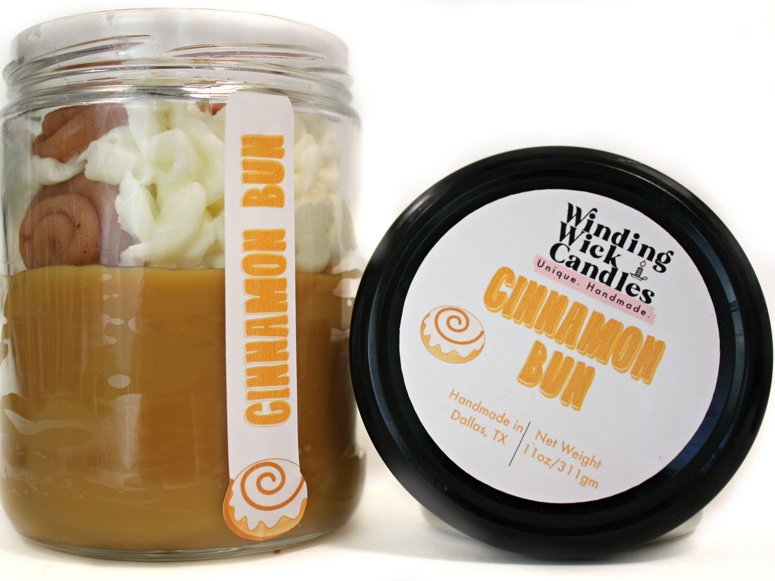 The cinnamon bun candle. 1