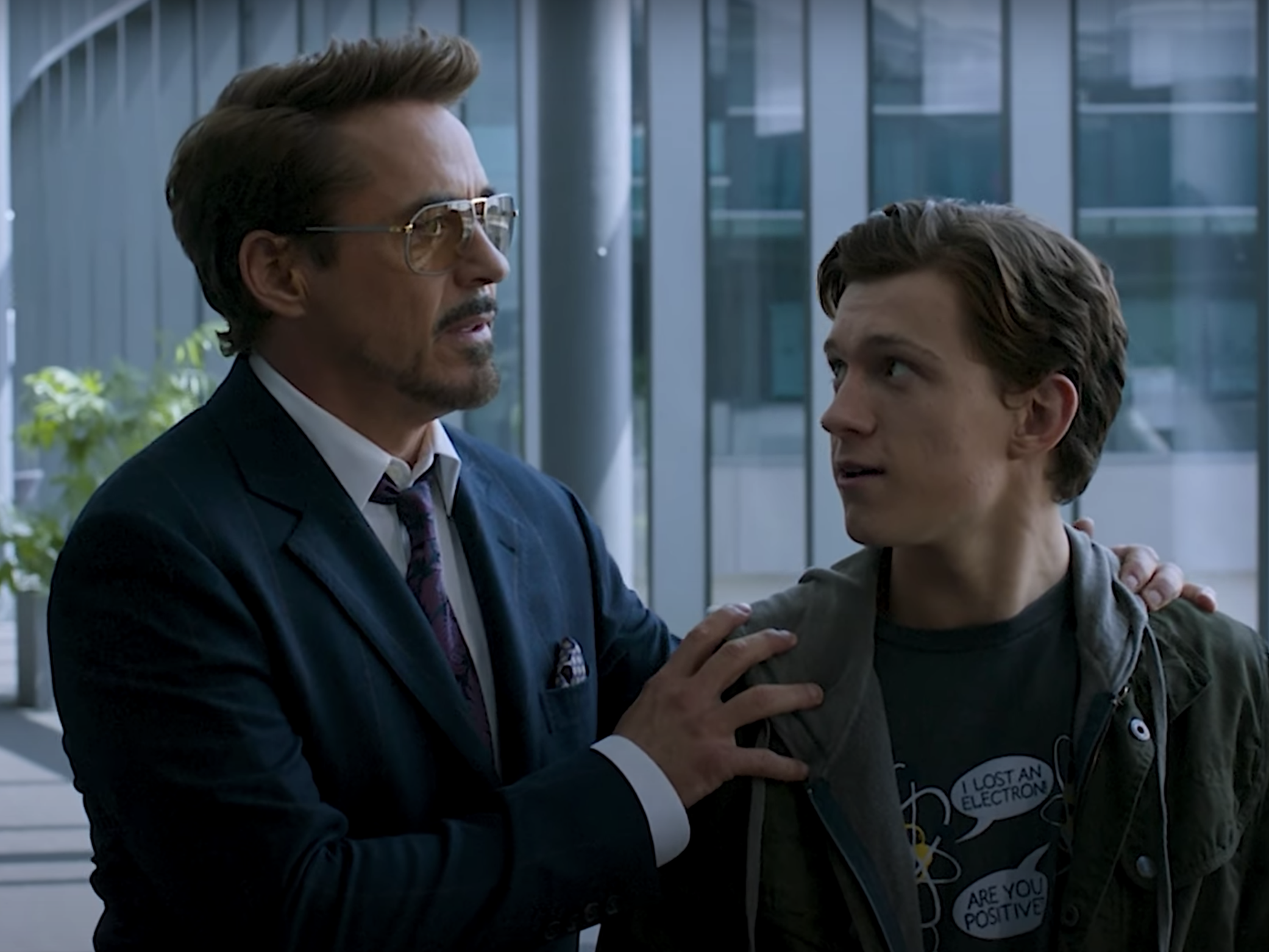 tony stark peter park spider man homecoming 2