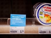 Lege kaasschappen bij Albert Heijn