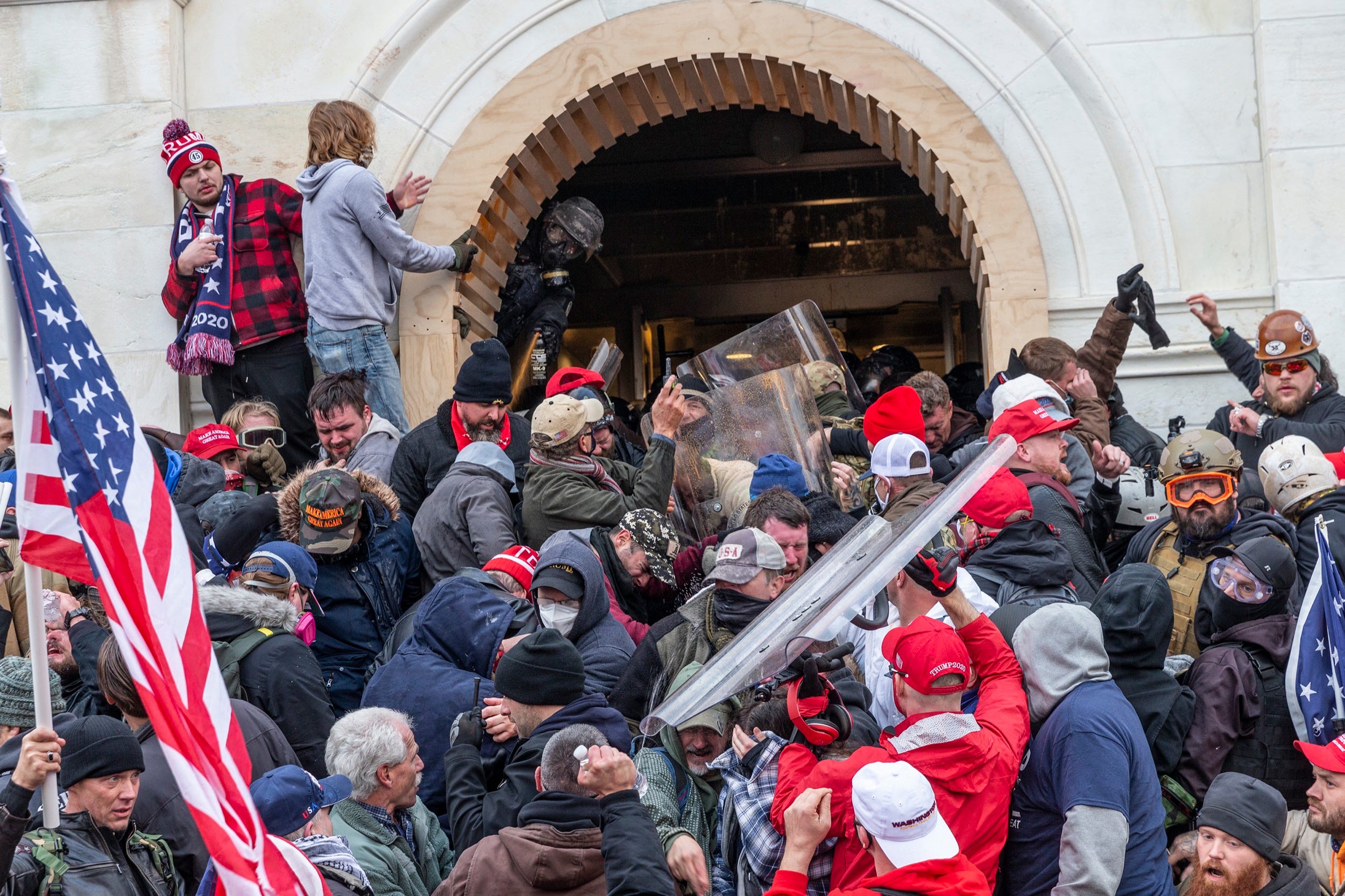 Capitol seige invasion trump mob congress