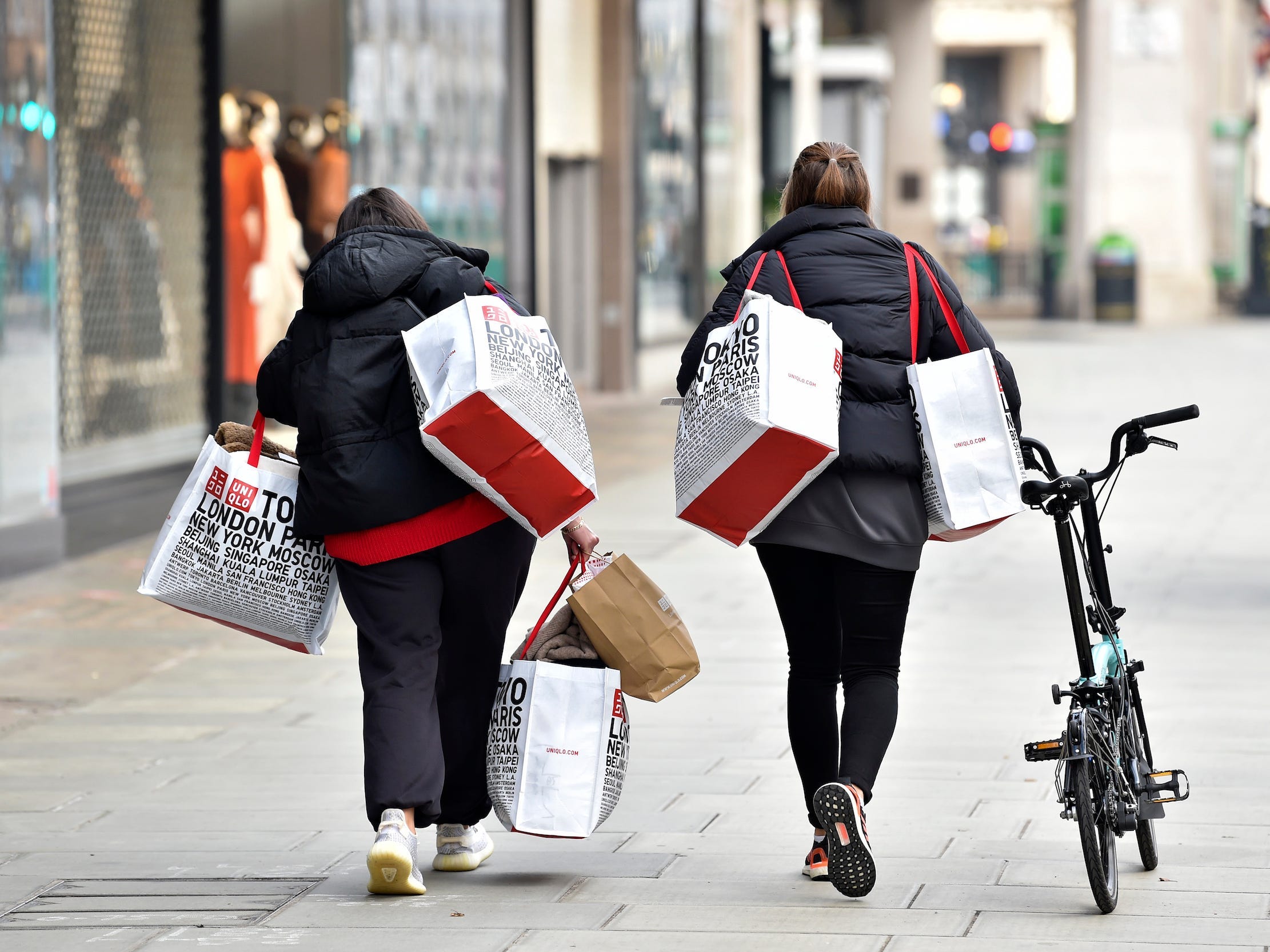 americans spending