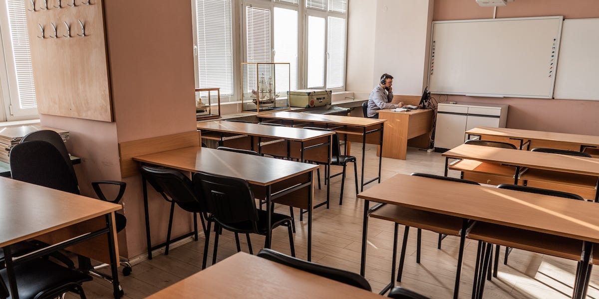 empty classroom virtual learning