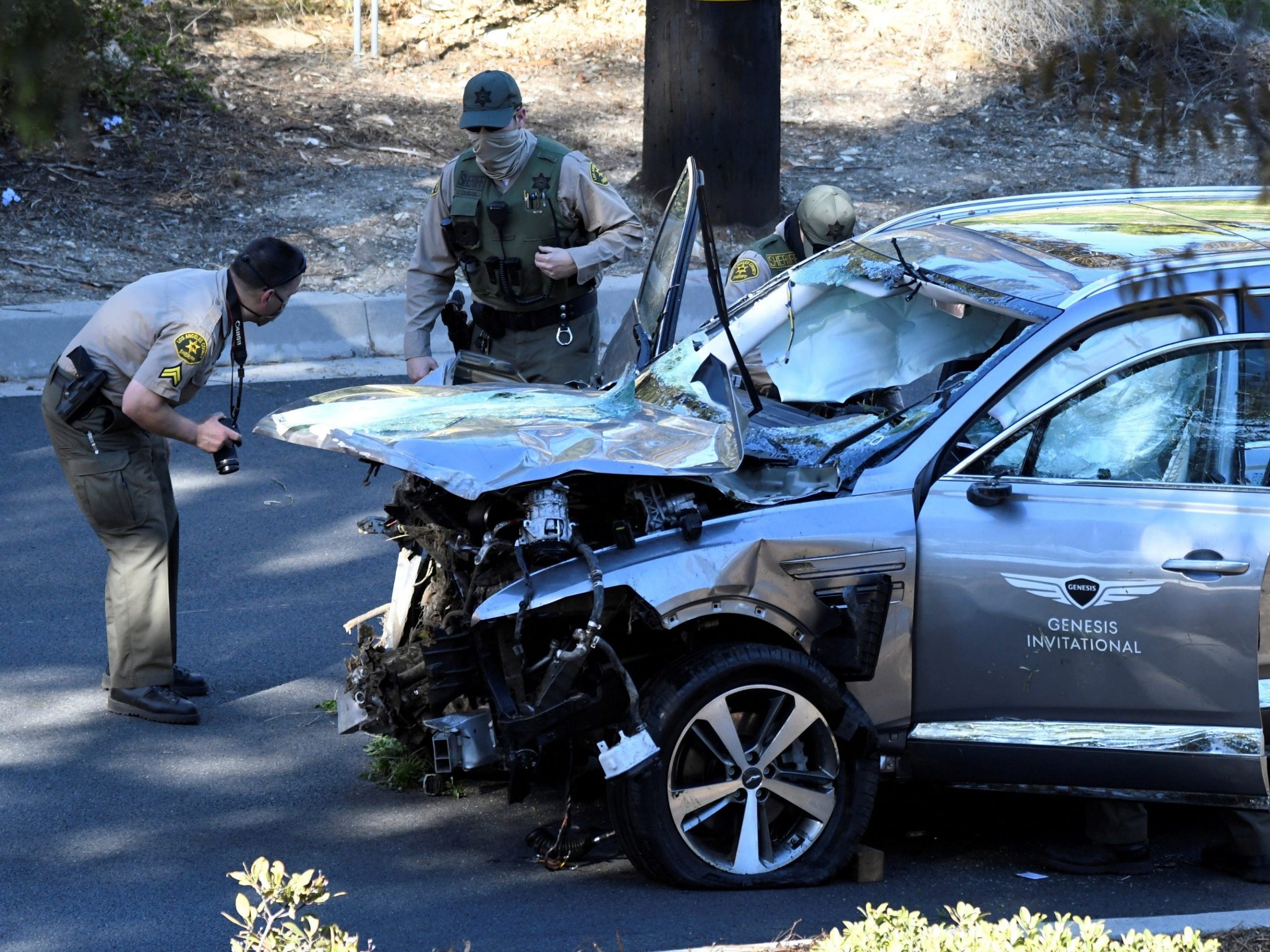 tiger woods car accident