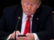 donald trump sociale media twitter facebook