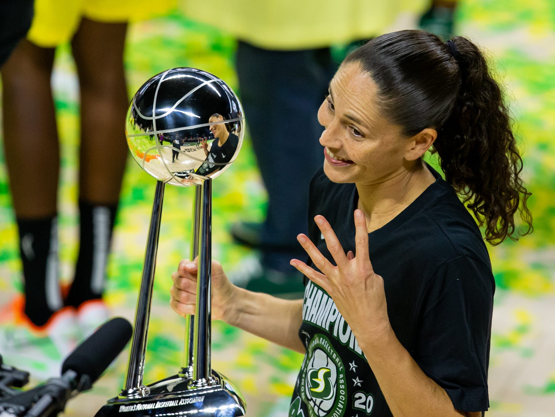 sue bird.JPG