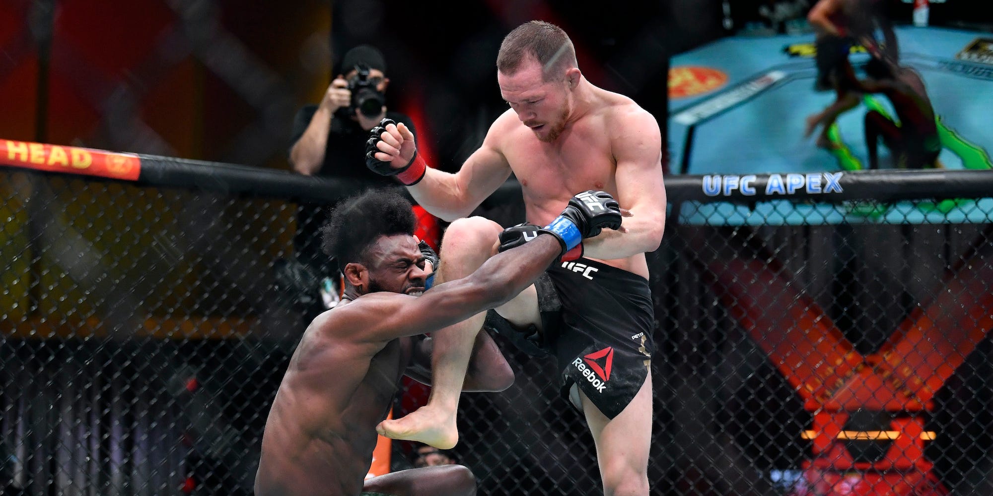 Aljamain Sterling knee