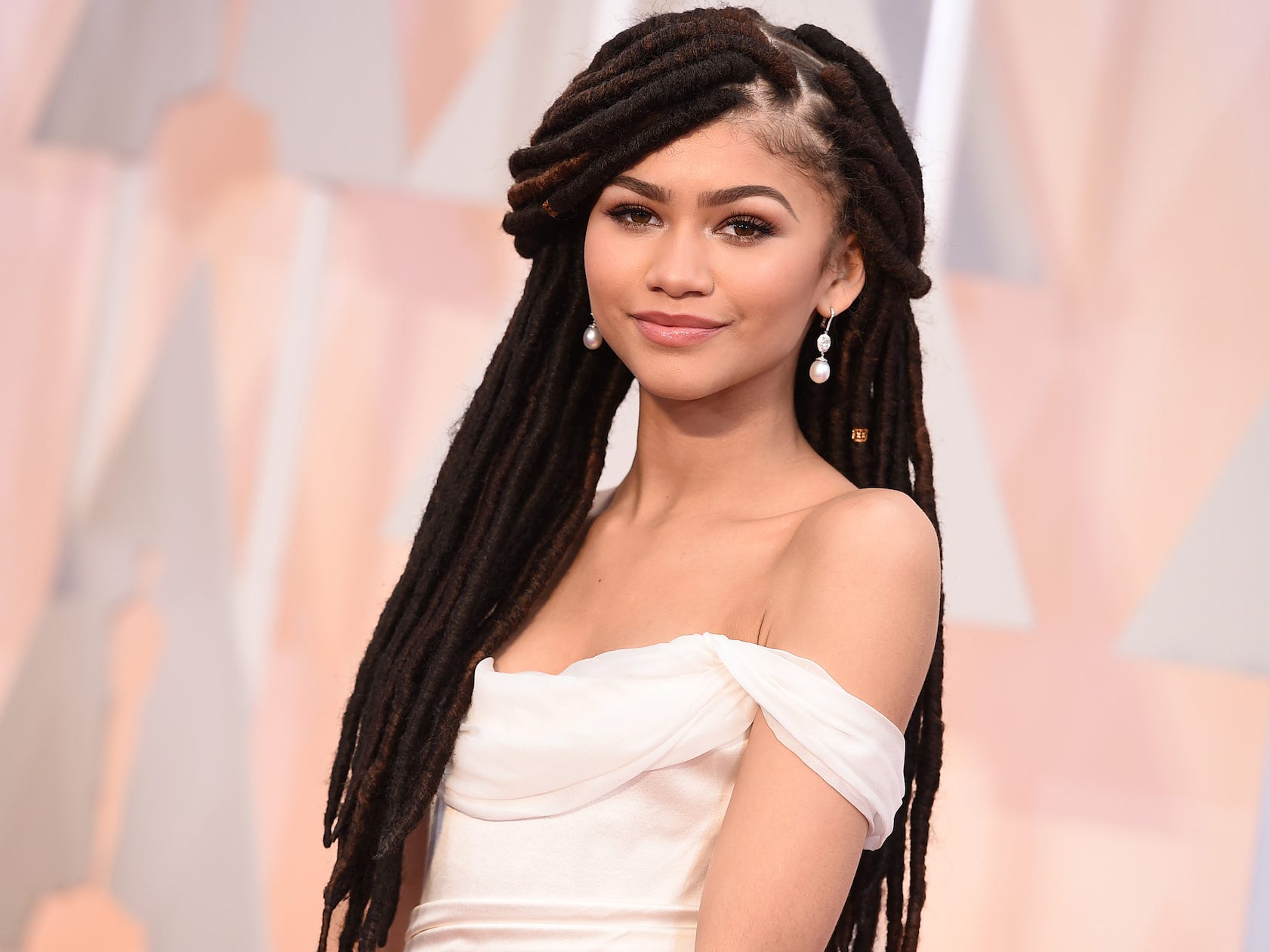 Zendaya Reflects On Giuliana Rancic S Offensive Comments About Her Dreadlocks At The 2015 Oscars