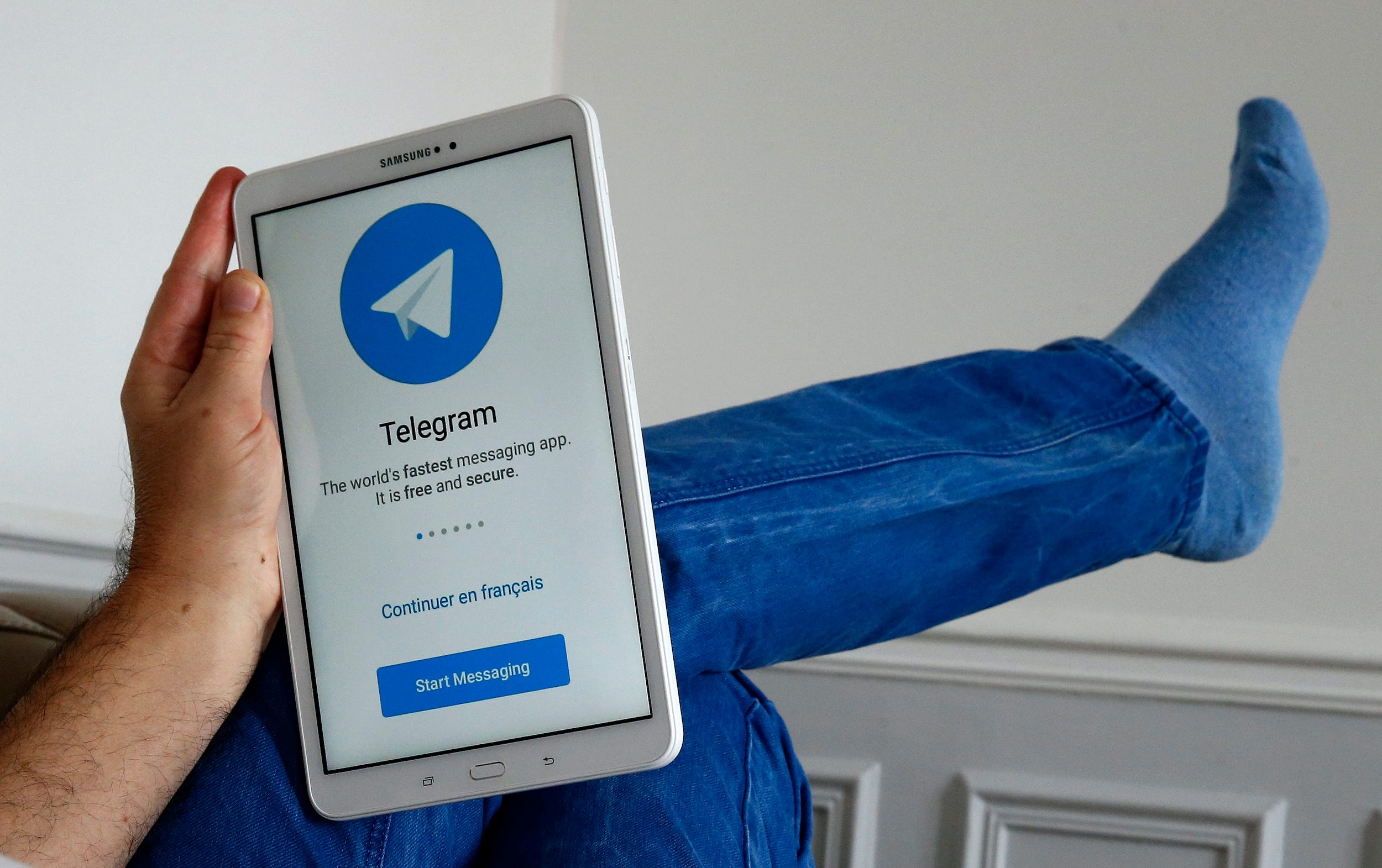 telegram messaging app on android tablet