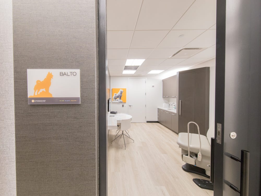 One of Crossover Health's exam rooms at its Midtown, Manhattan location.