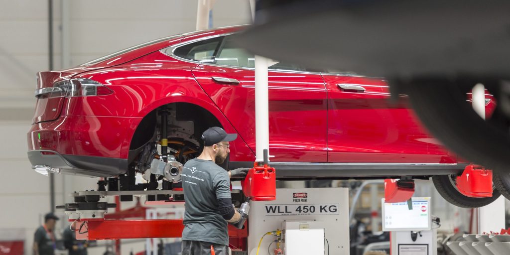 De Tesla-fabriek in Tilburg ging open in september 2015.