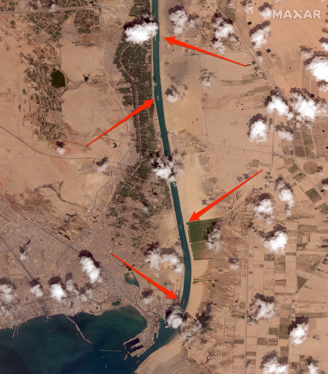 suez canal shipping traffic