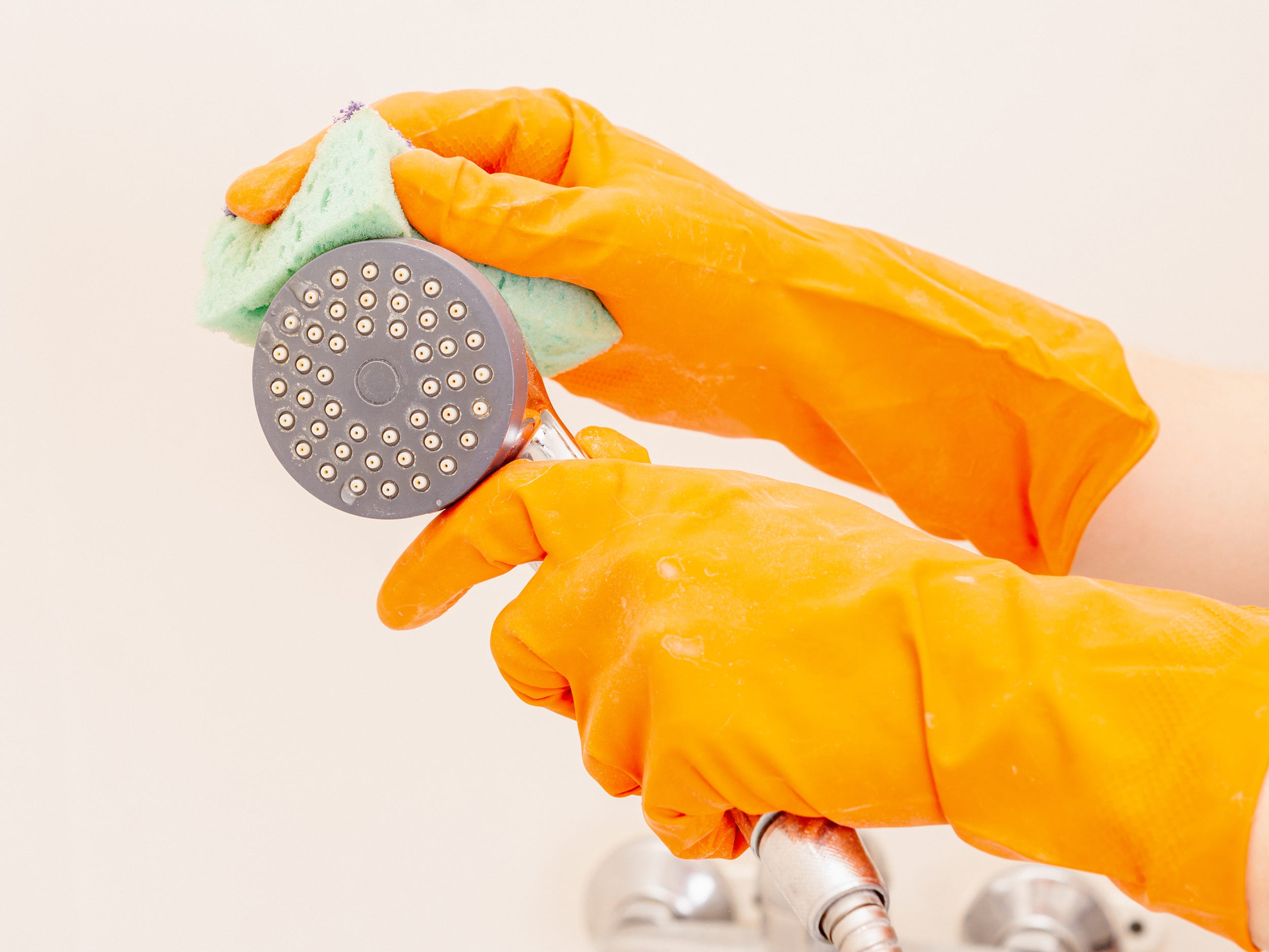 shower head routine cleaning