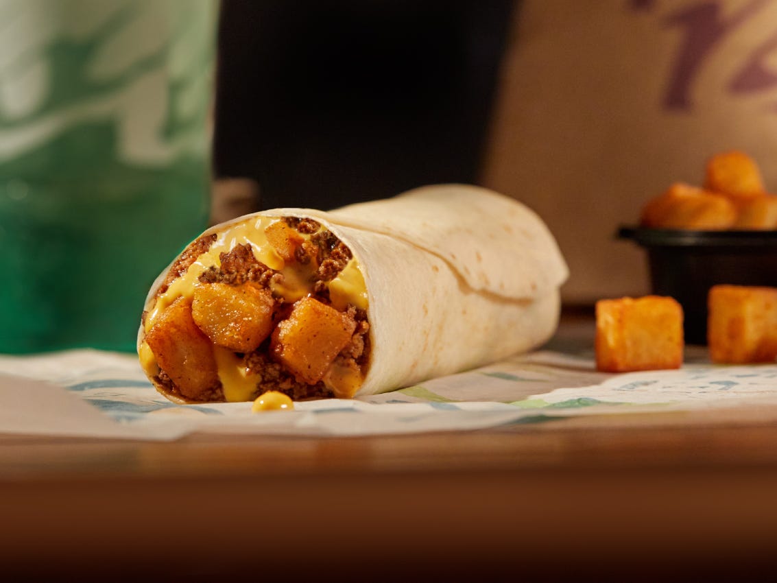 Taco Bell is bringing back the Potato-rito only a month ...