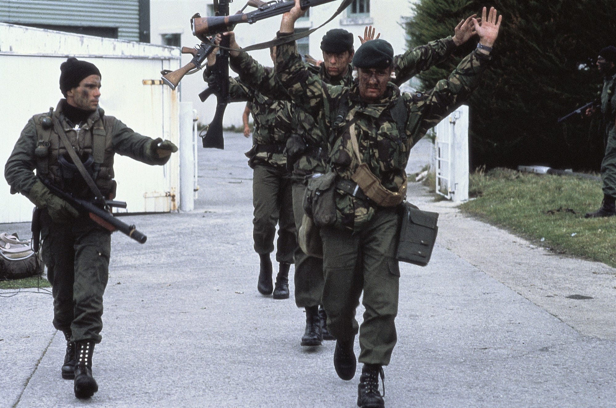 British troops soldiers Argentina Falklands War prisoners