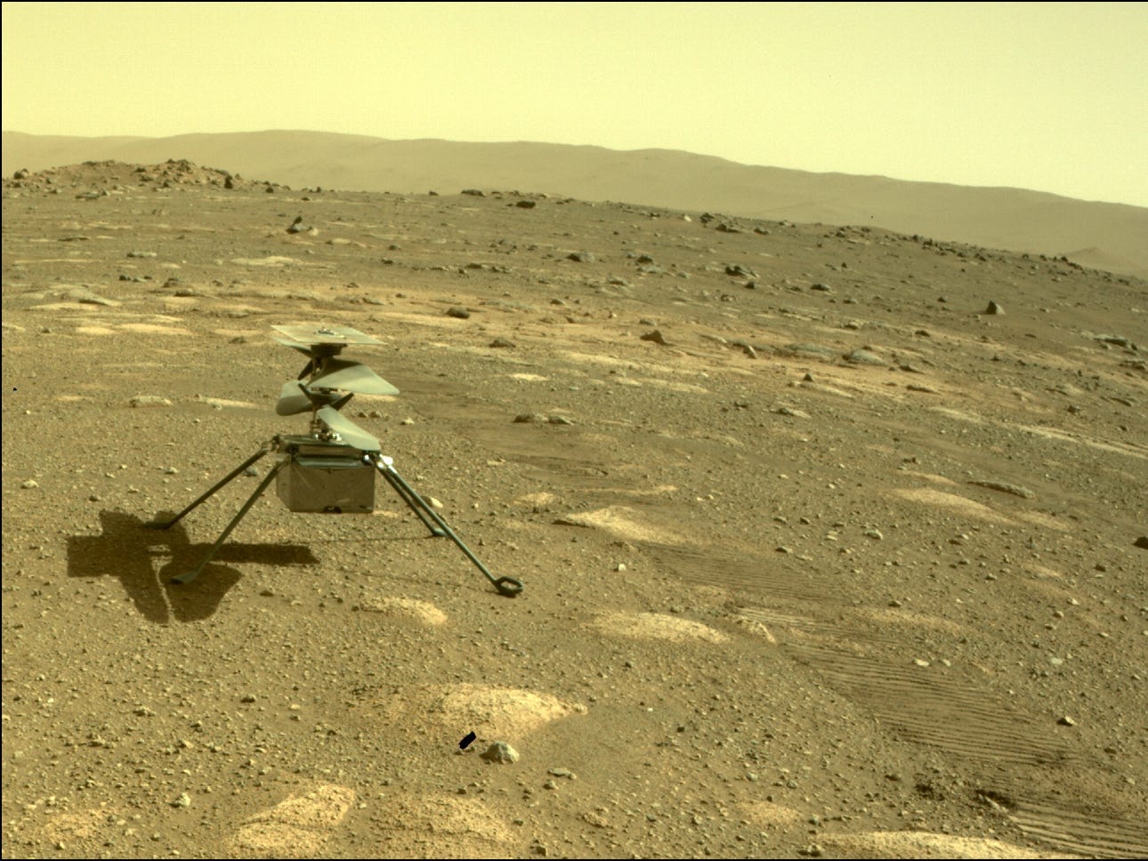 Watch NASA attempt to fly its Ingenuity helicopter on Mars ...