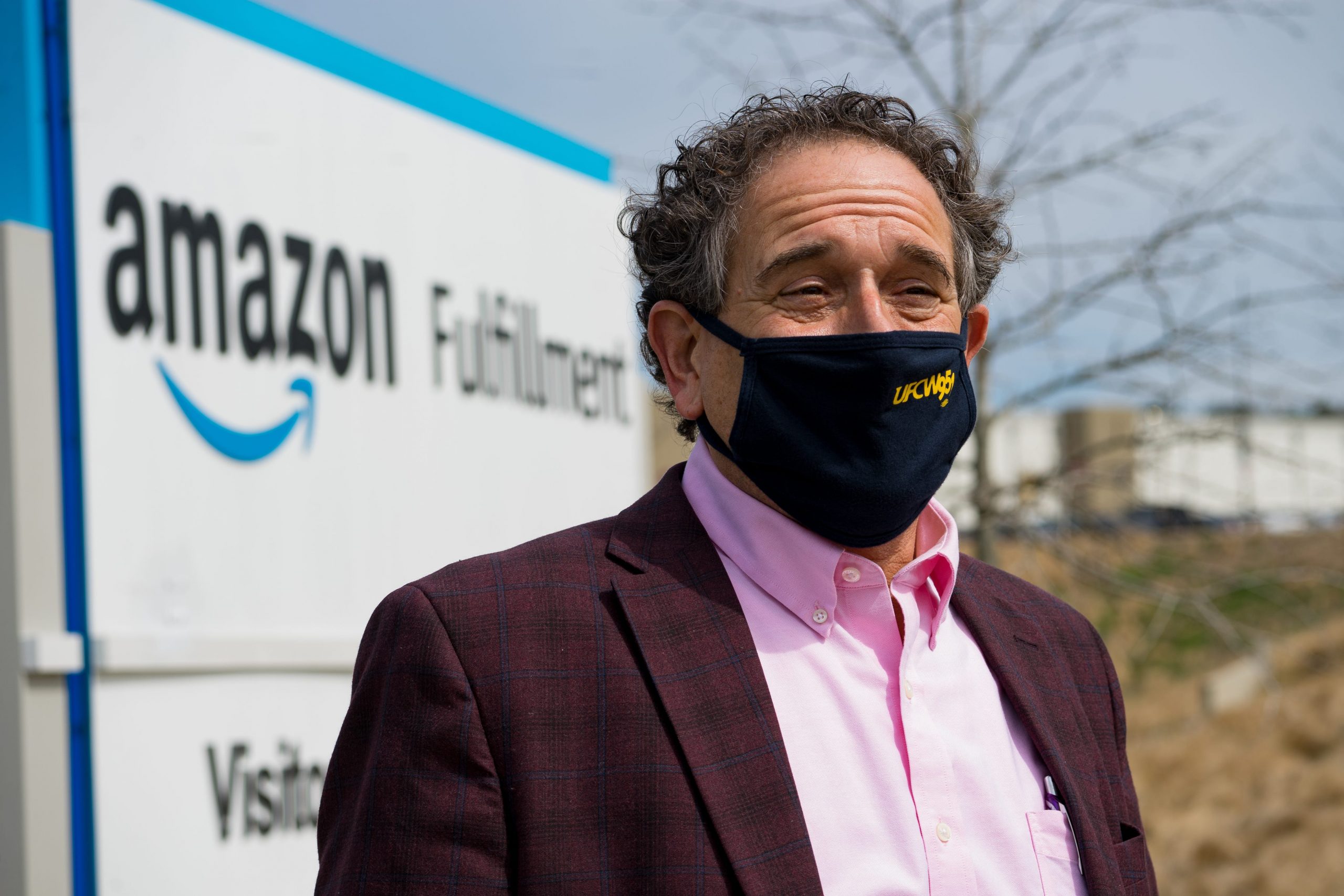 representative andy levin democrat michigan amazon bessemer BIRMINGHAM, AL - MARCH 05: Congressional delegate Andy Levin (MI,D) visits the Amazon Fulfillment Center after meeting with workers and organizers involved in the Amazon BHM1 facility unionization effort, represented by the Retail, Wholesale, and Department Store Union on March 5, 2021 in Birmingham, Alabama. Workers at Amazon facility currently make $15 an hour, however, they feel that their requests for less strict work mandates are not being heard by management. (Photo by Megan Varner/Getty Images)