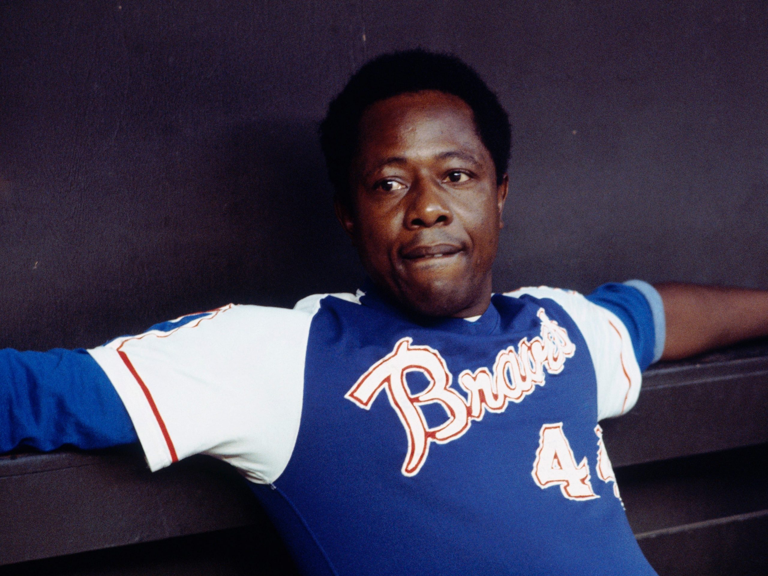 Hank Aaron's name replacing Confederate general's on Atlanta school