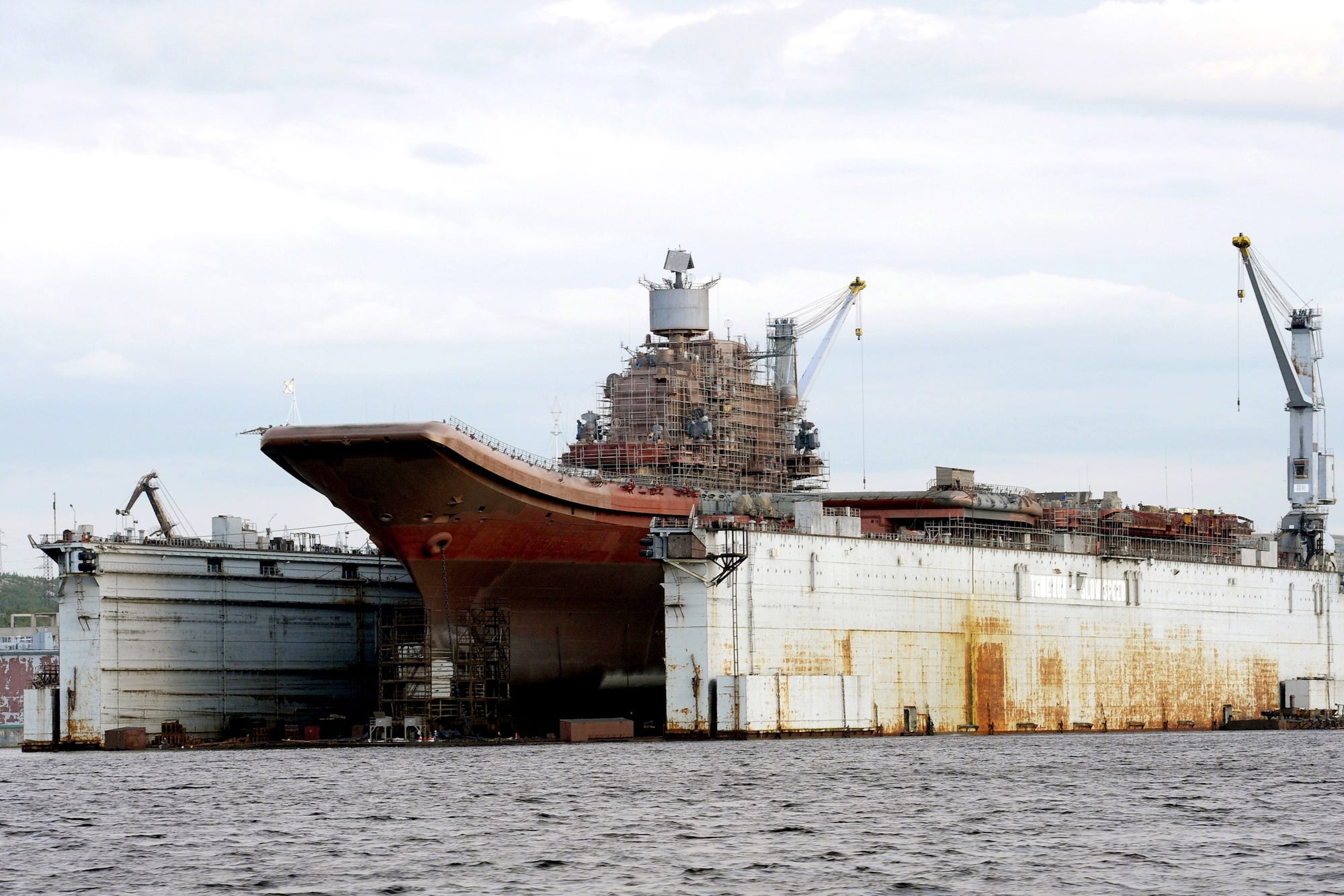 Russia aircraft carrier Admiral Kuznetsov dry dock Murmansk