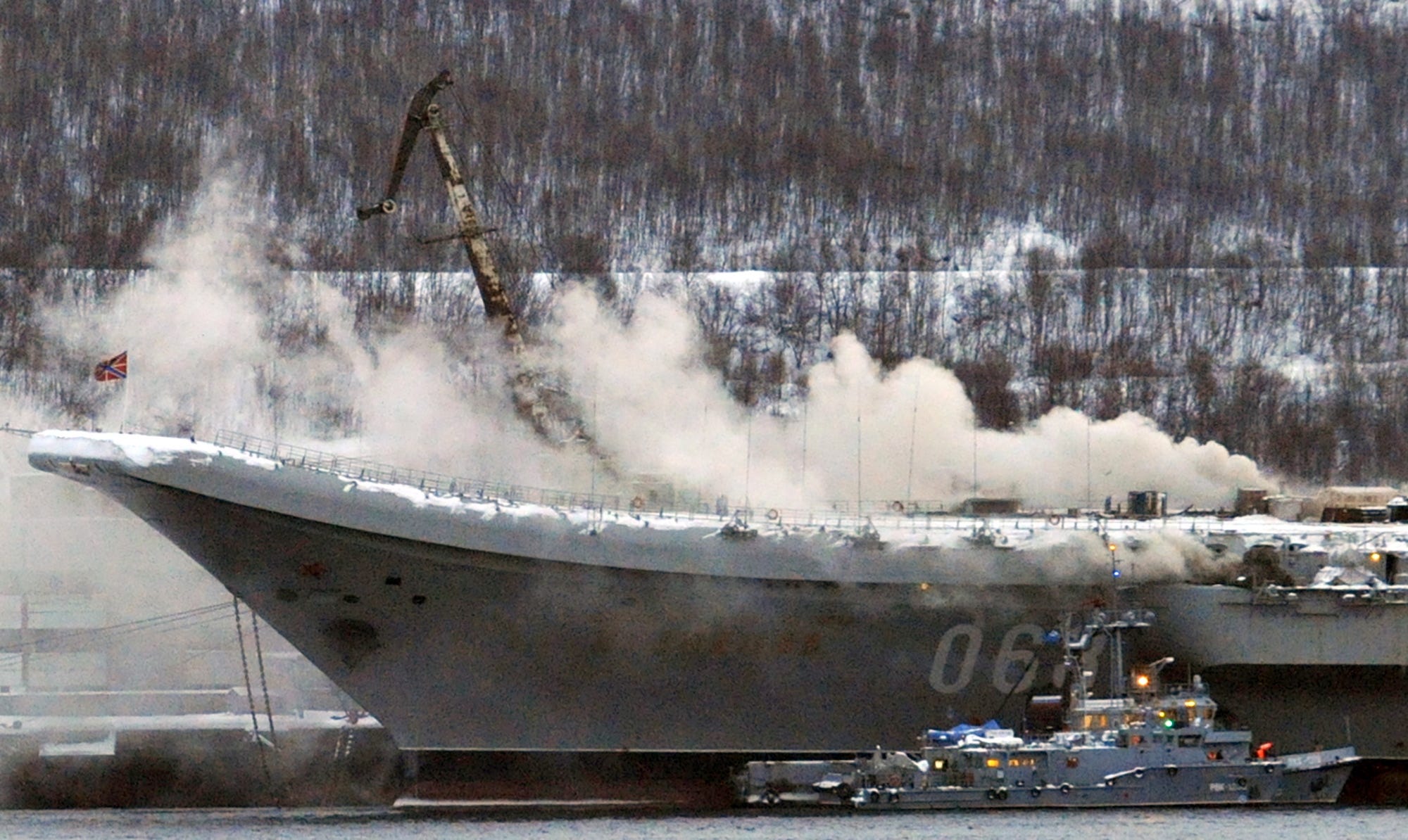 Russia aircraft carrier Admiral Kuznetsov fire