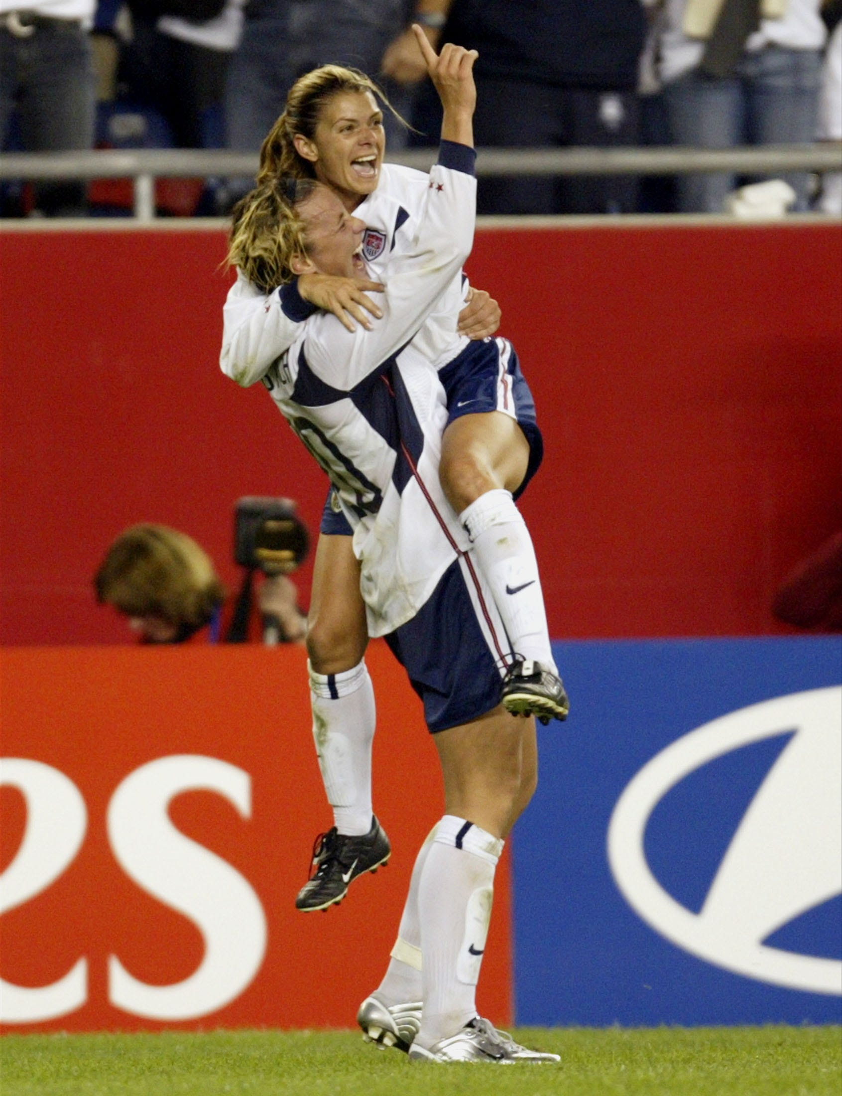 mia hamm abby wambach.JPG