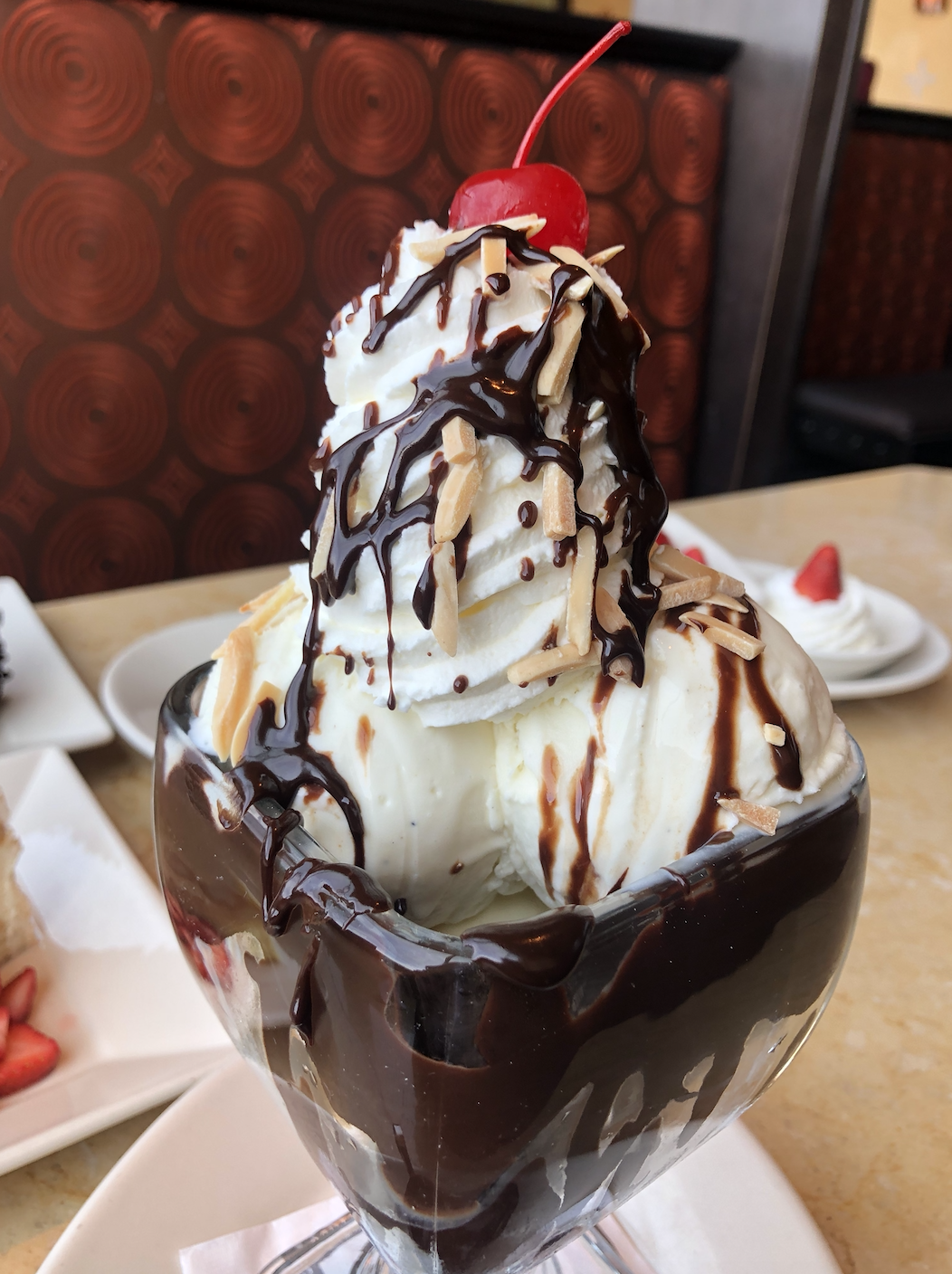 cheesecake factory sundae