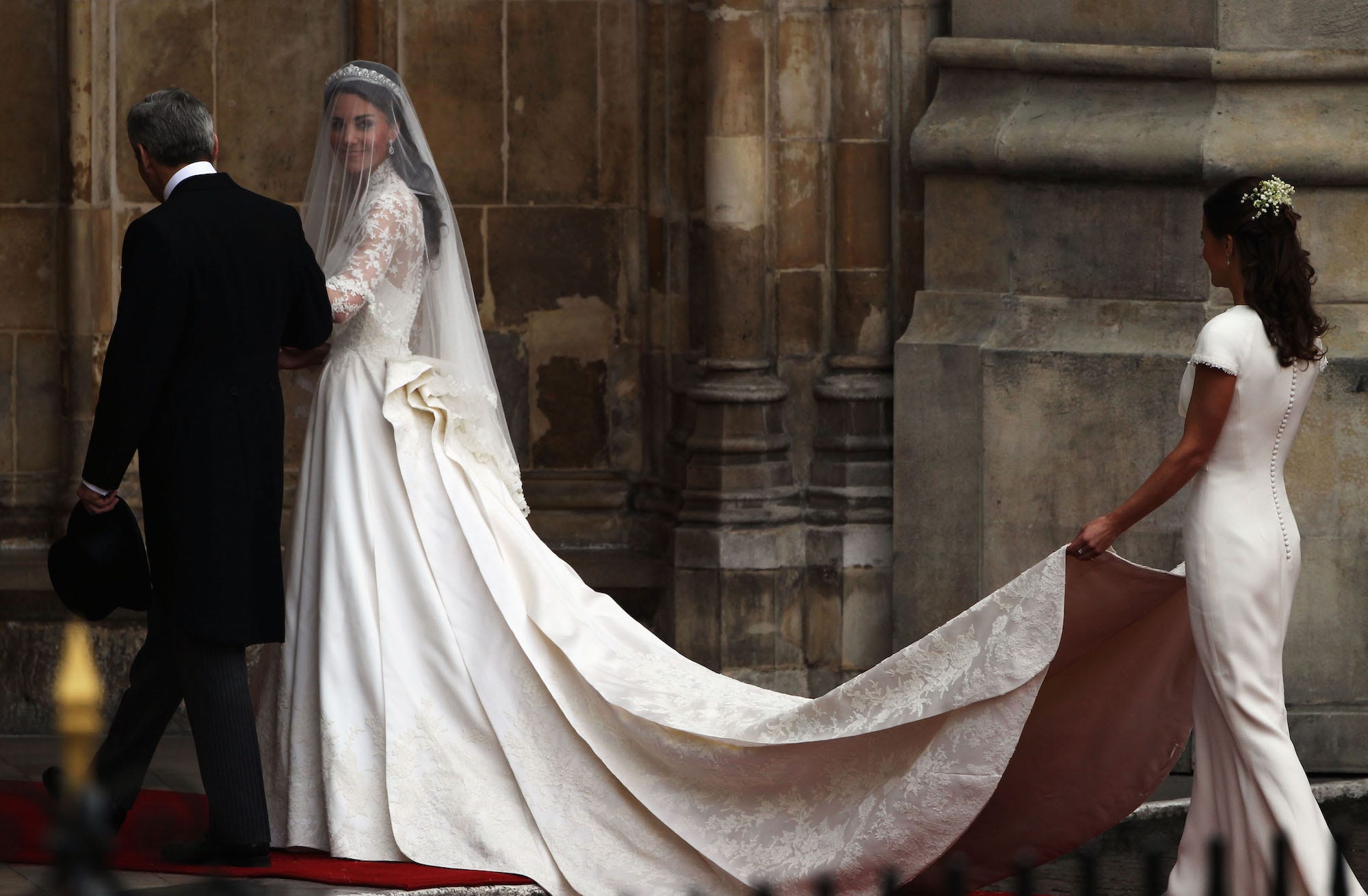 Pippa Middleton Kate Middleton royal wedding 2011