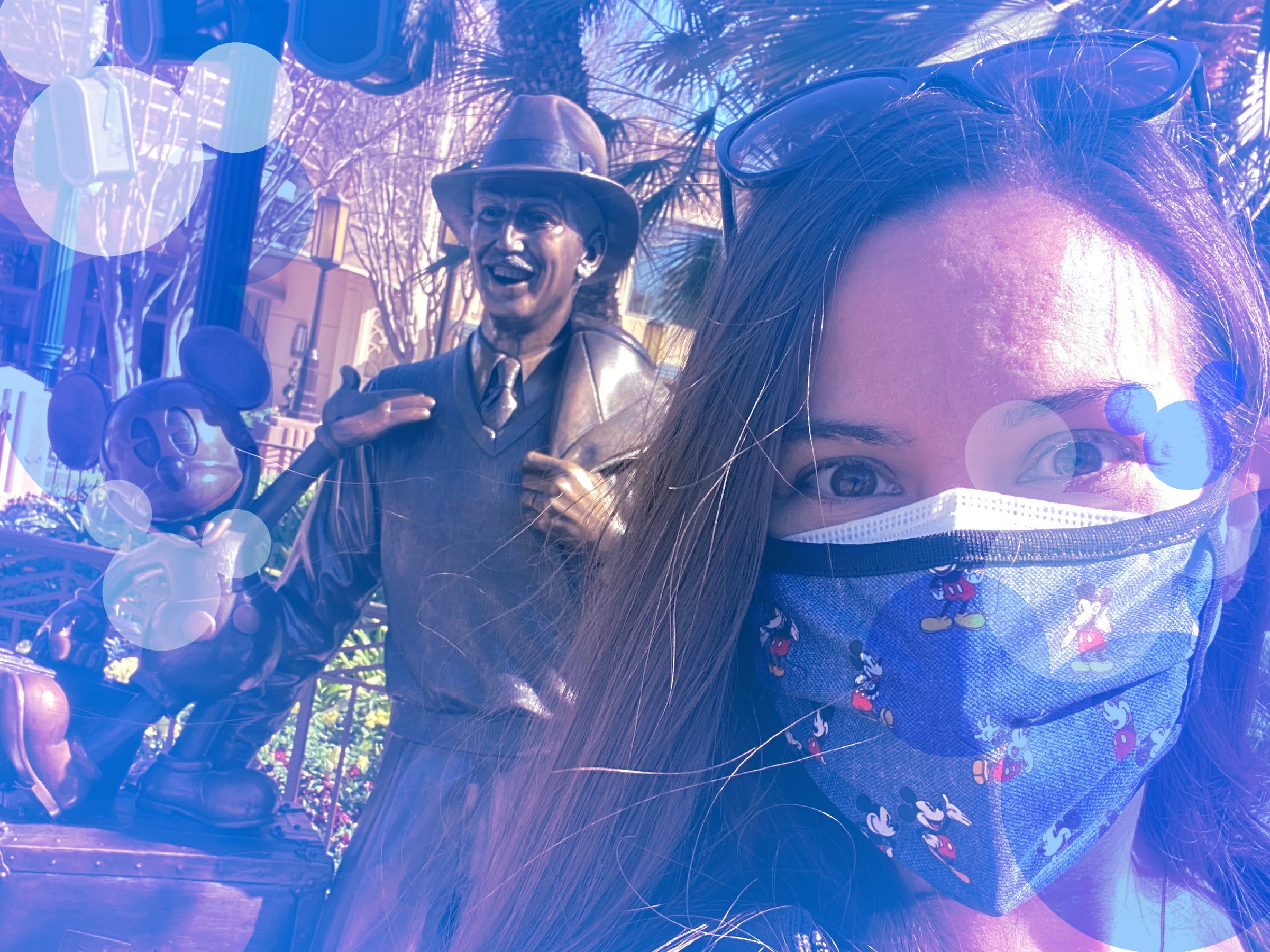 three months free in disneyland 4x3