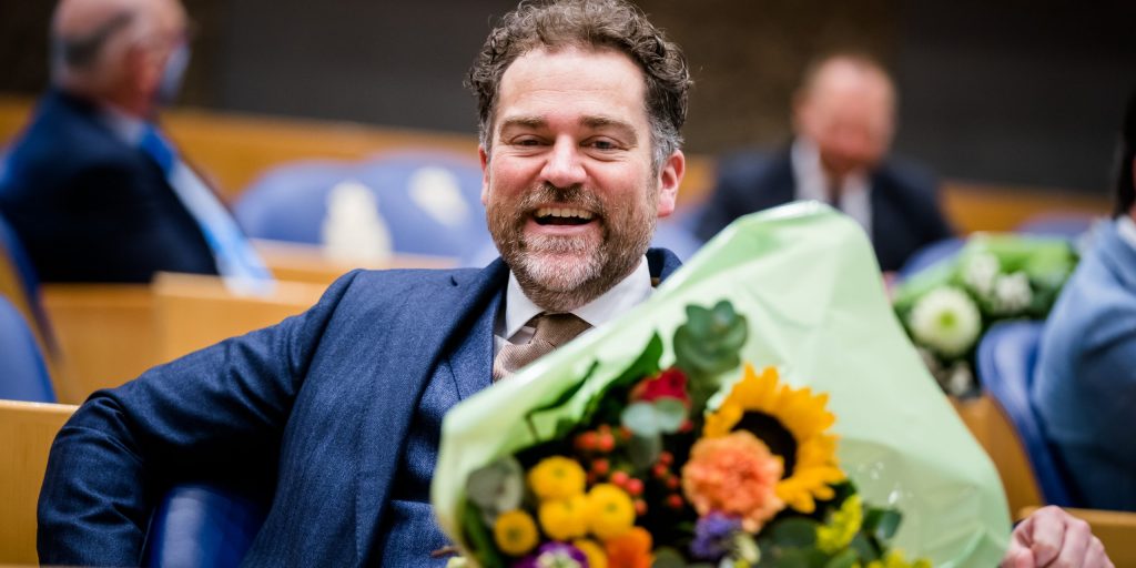 Klaas Dijkhoff (VVD) tijdens het afscheid van de oude Kamerleden.