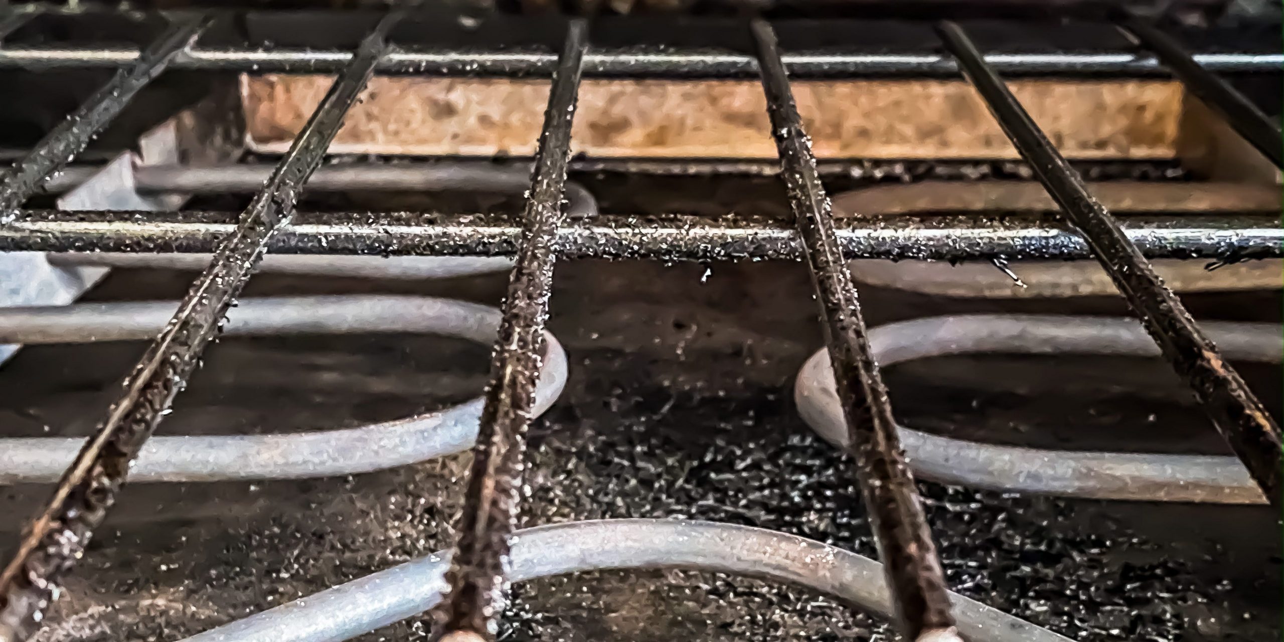 How to clean an oven dirty