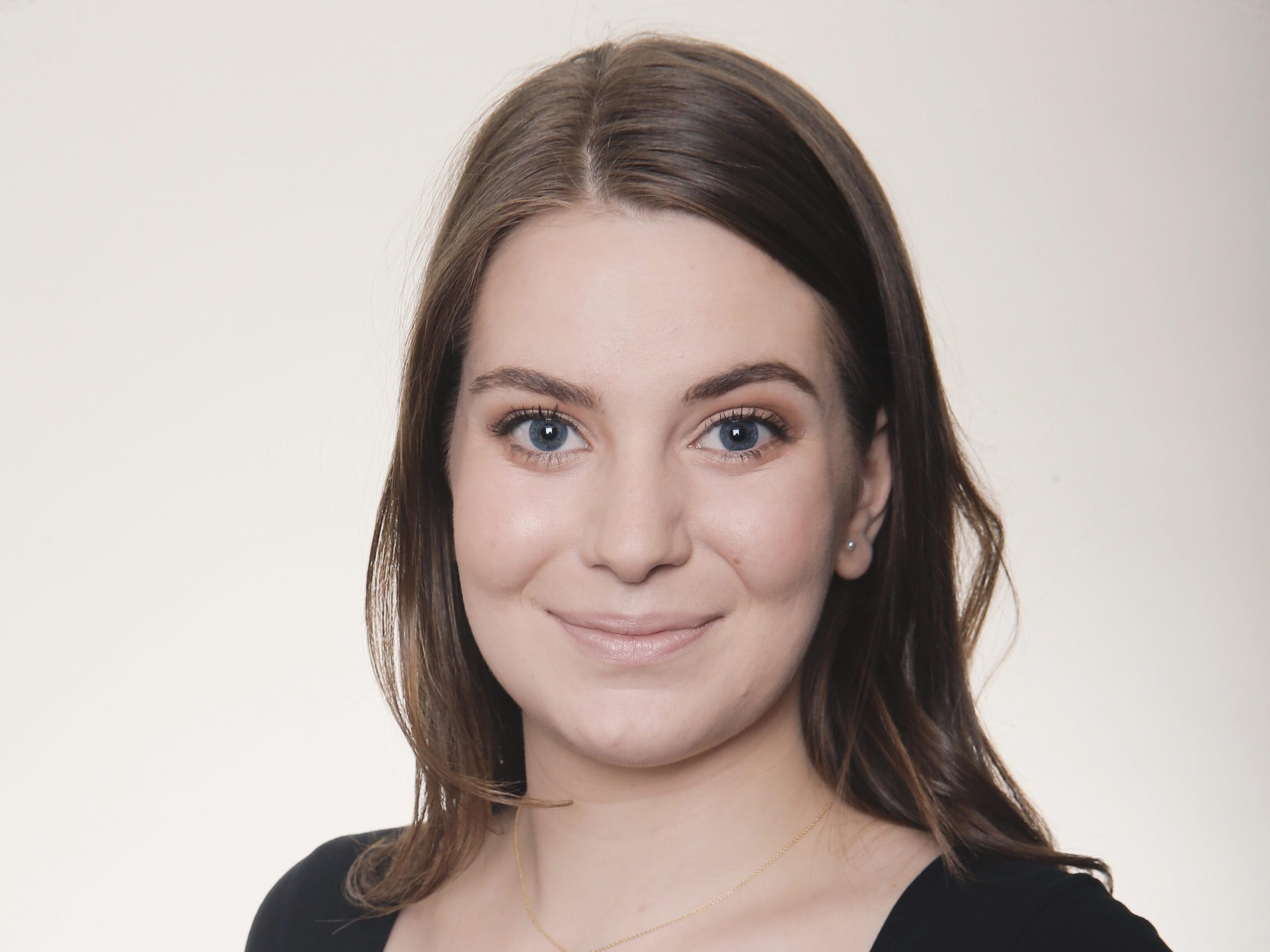 Hailley Griffis Headshot