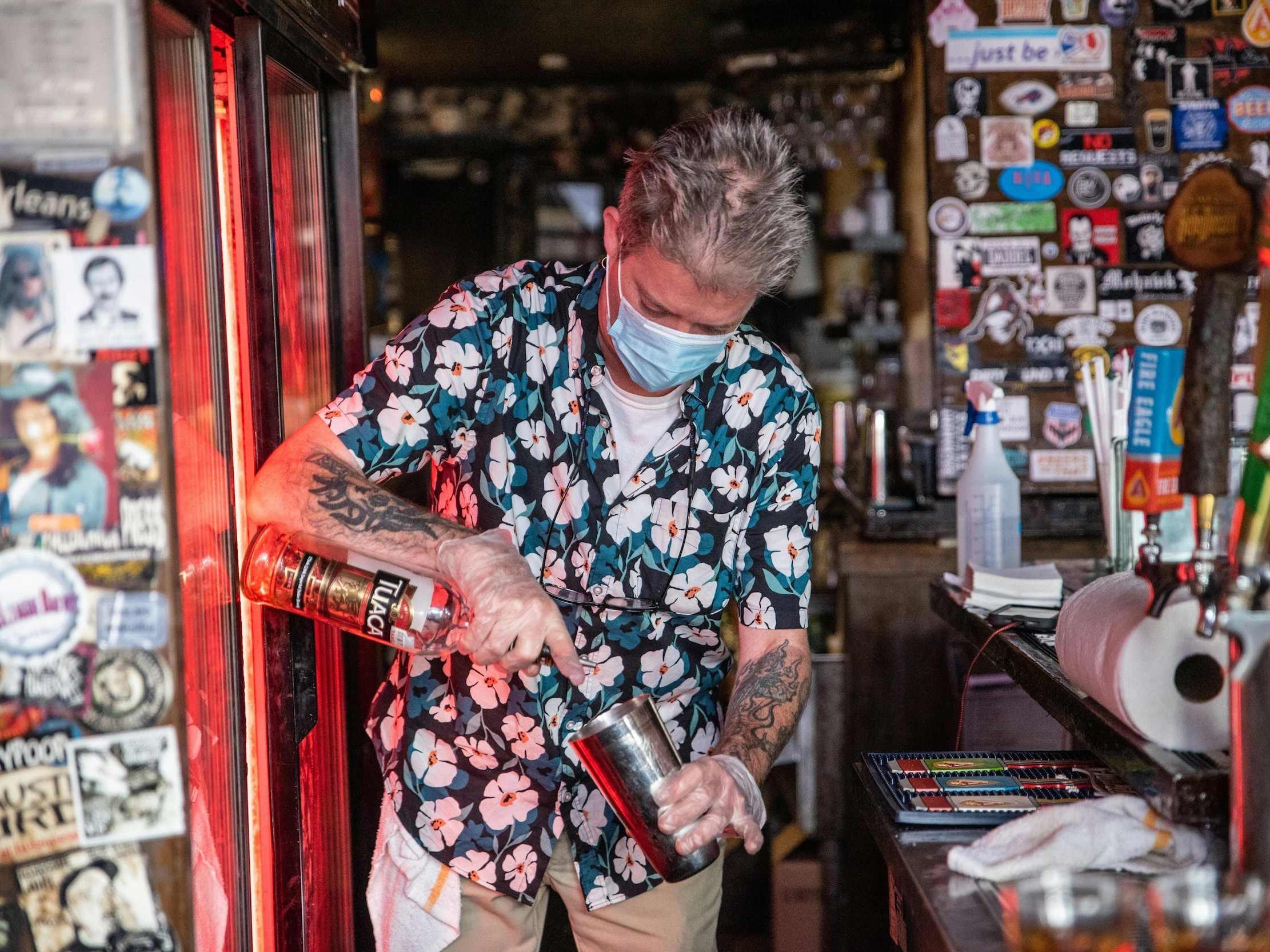 bartender