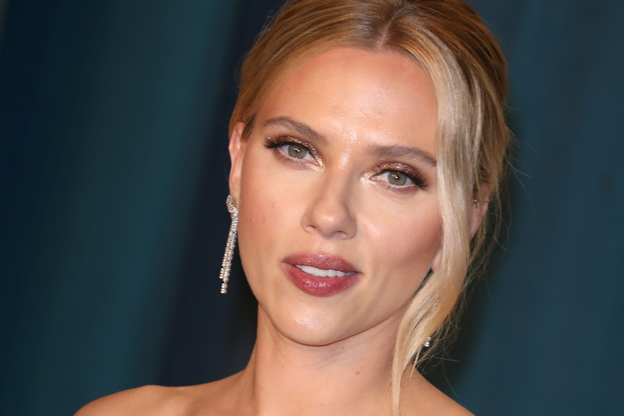 Scarlett Johansson says it's time to 'step back' from the Golden Globes ...