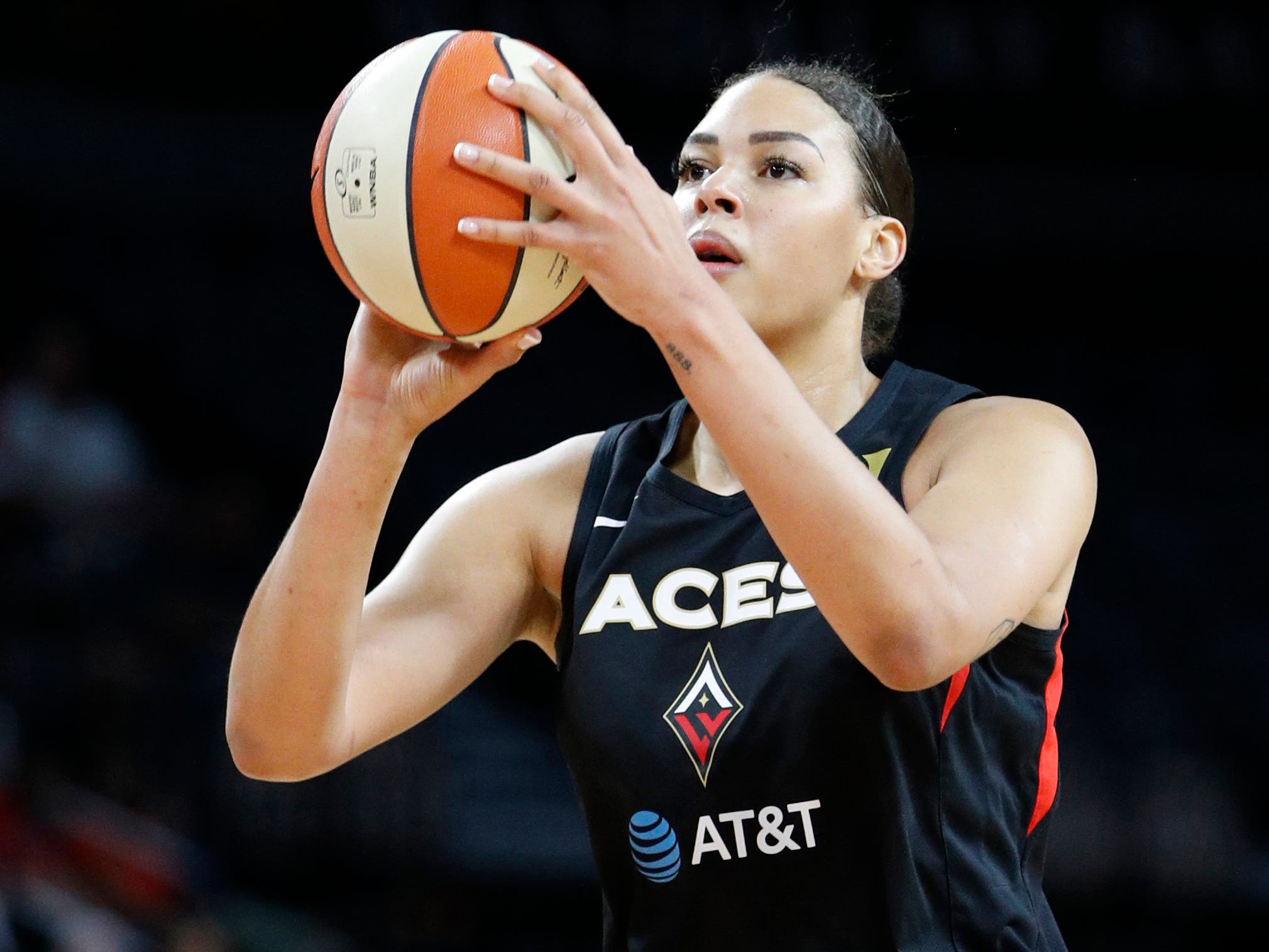 liz cambage