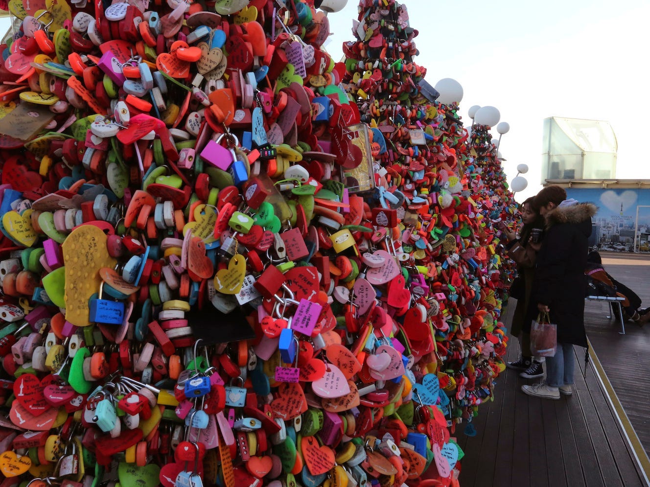 n seoul tower namsan tower love locks