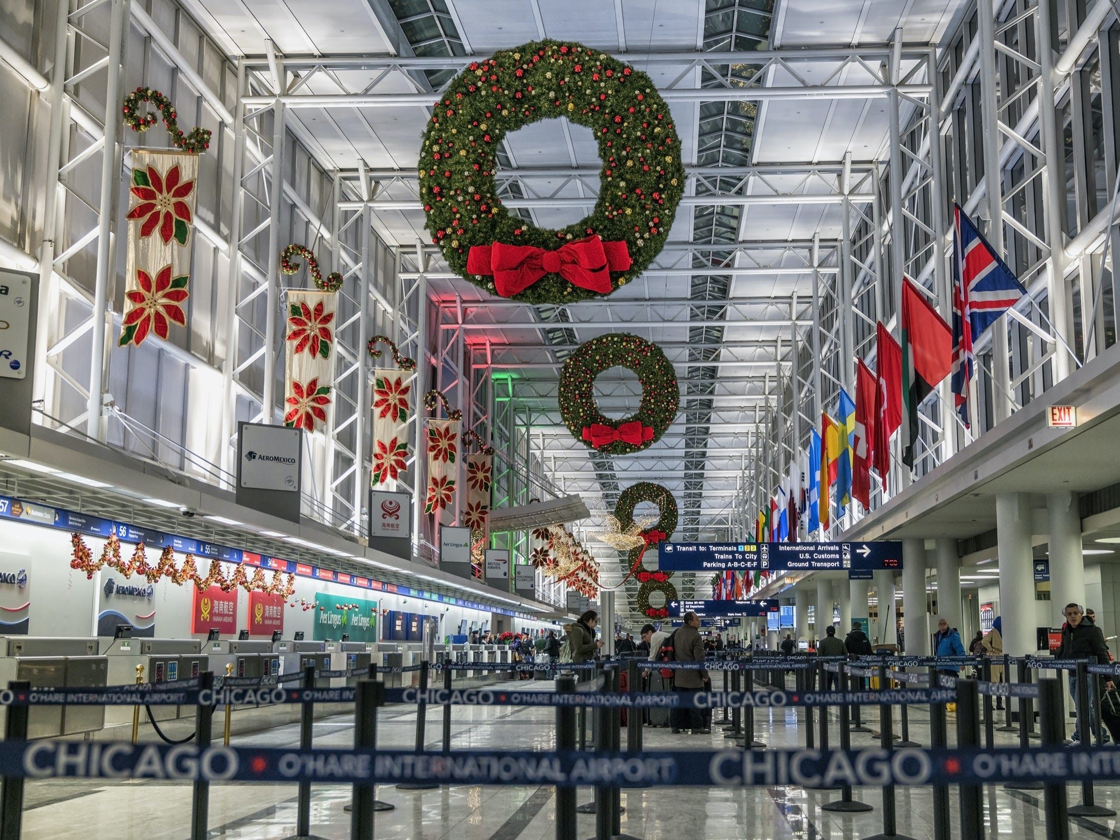Chicago O'Hare International Airport at Christmas