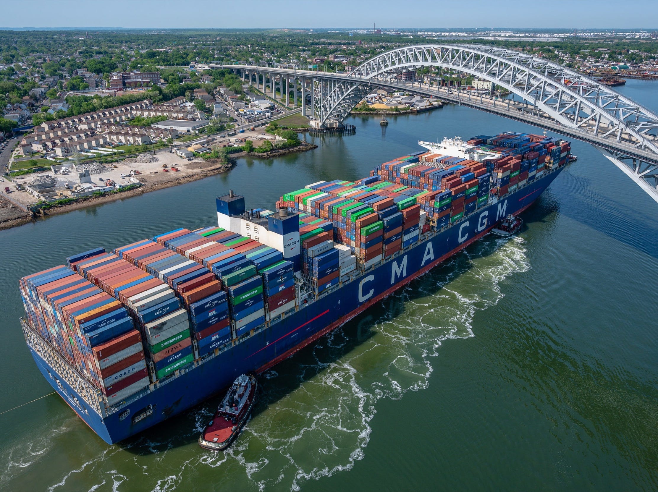 CMA CGM Marco Polo arrival