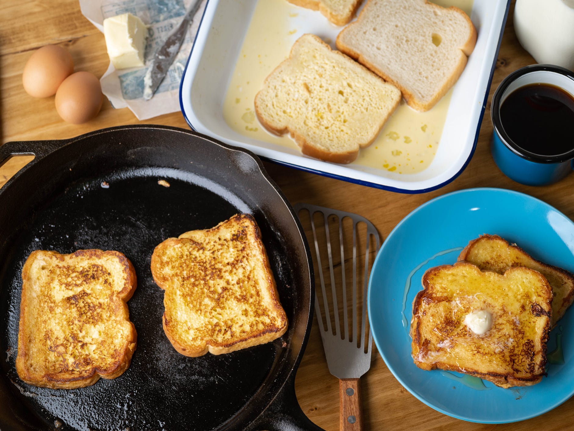 Cooking French toast