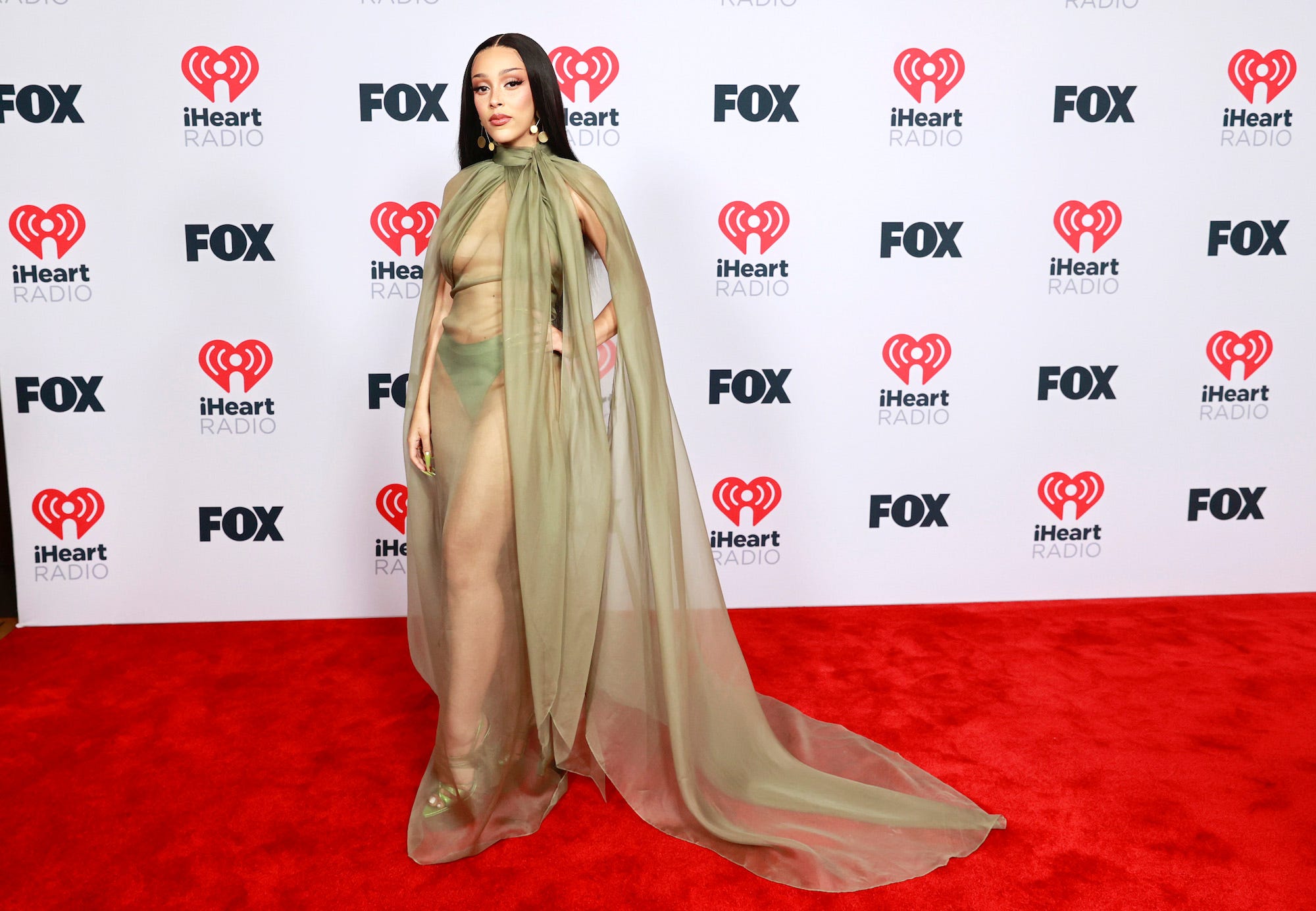 doja cat red carpet