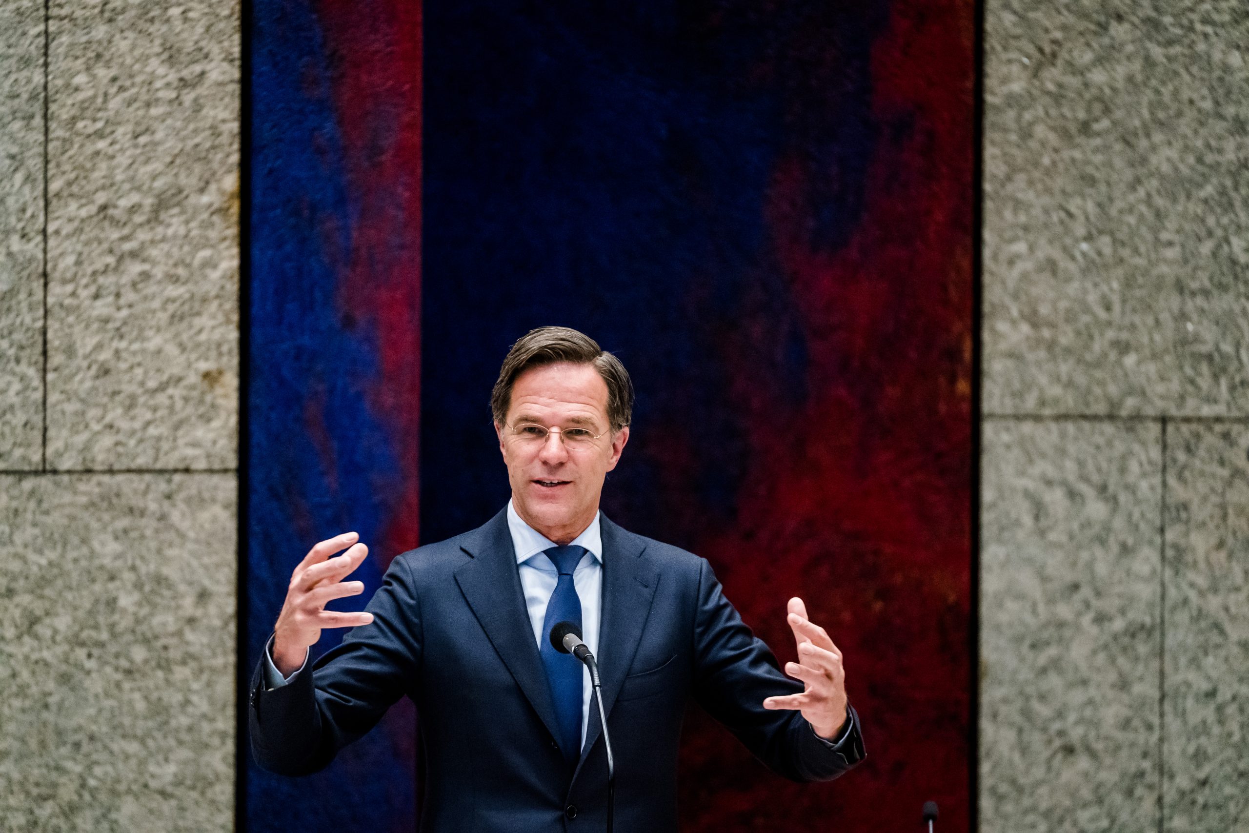 Demissionair premier Mark Rutte in debat over de coronasituatie in Nederland