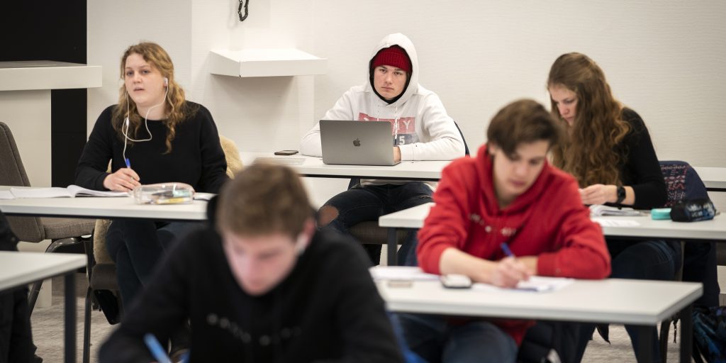 Leerlingen van het Teylingen College Leeuwenhorst