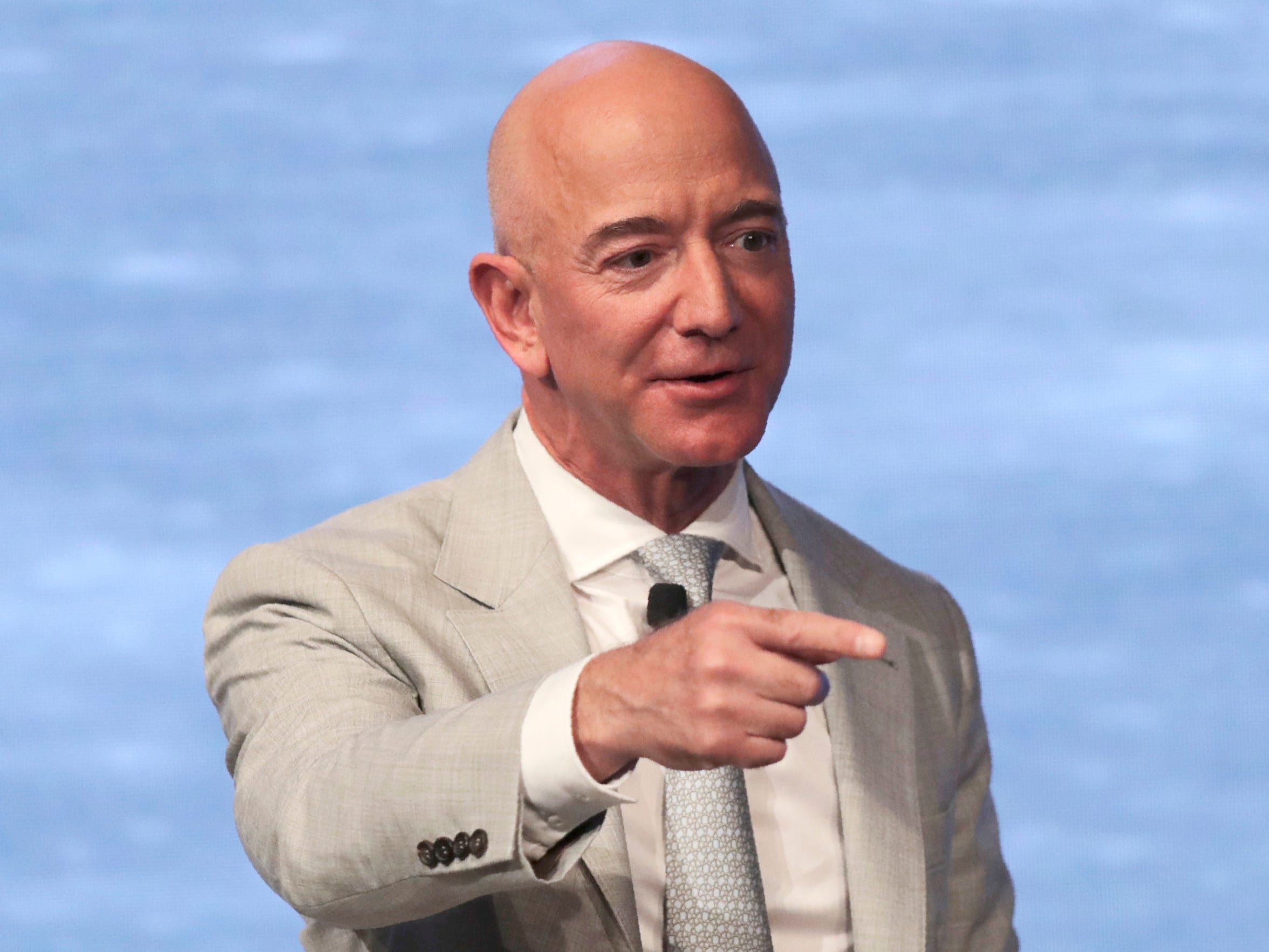 Jeff bezos